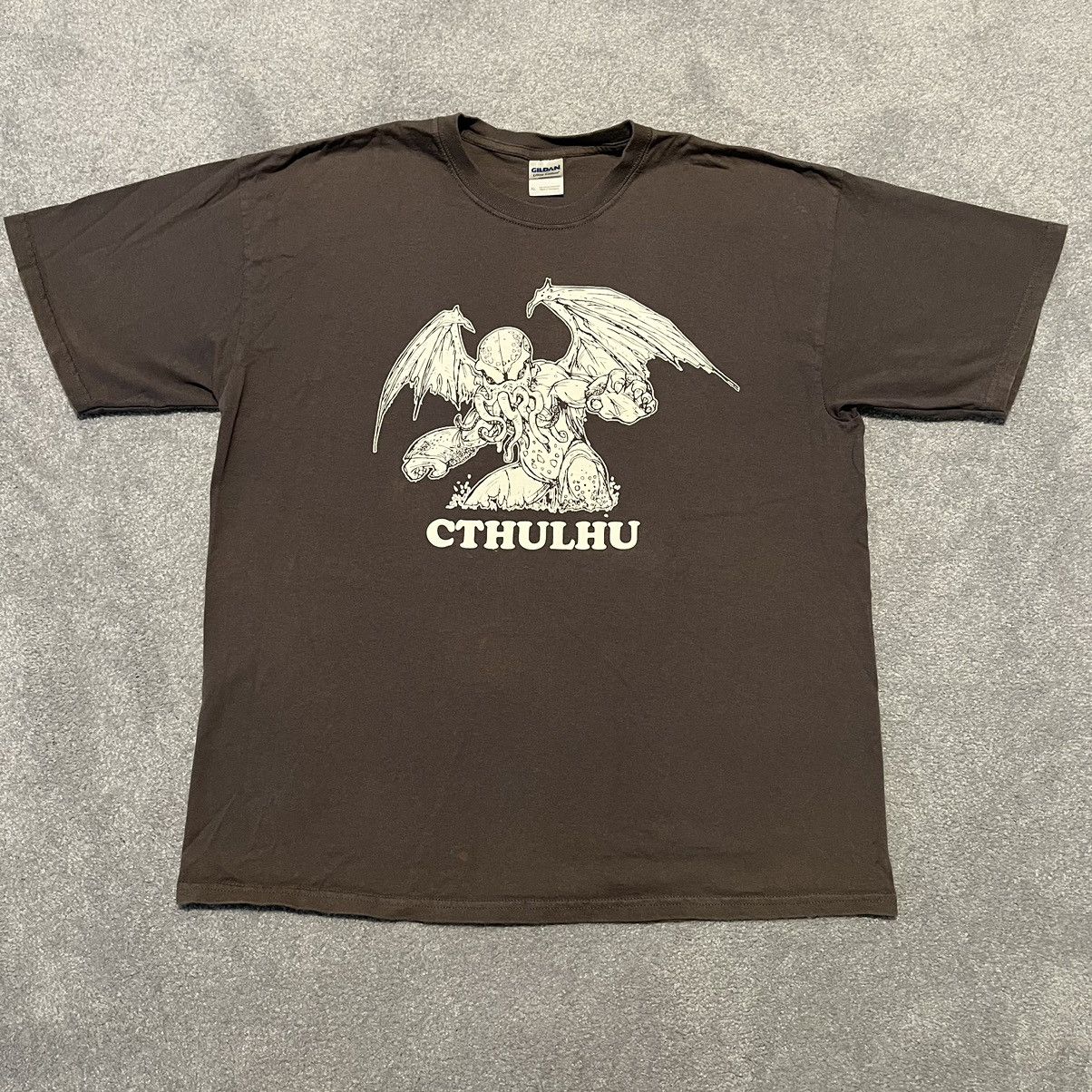 Vintage Vintage 2000s Cthulhu Squid Wings Graphic Tee H.P. Lovecraft Size US XL / EU 56 / 4 - 1 Thumbnail