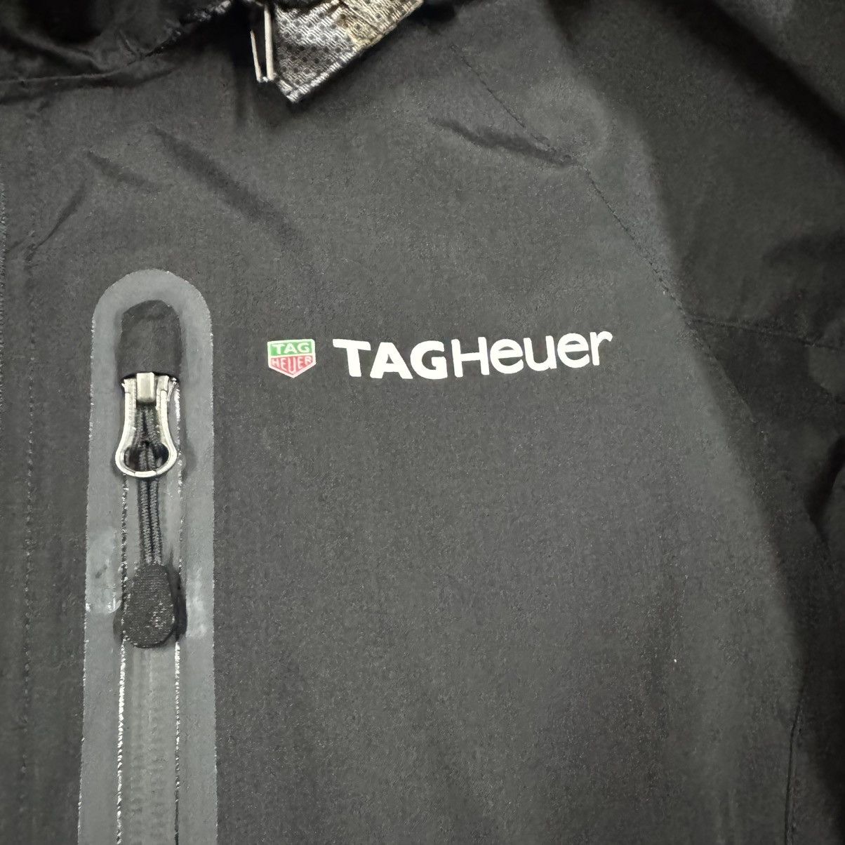 Tag Heuer Tag Heuer Gorpcore Softshell Waterproof Logo Jacket Size M / US 6-8 / IT 42-44 - 18 Thumbnail