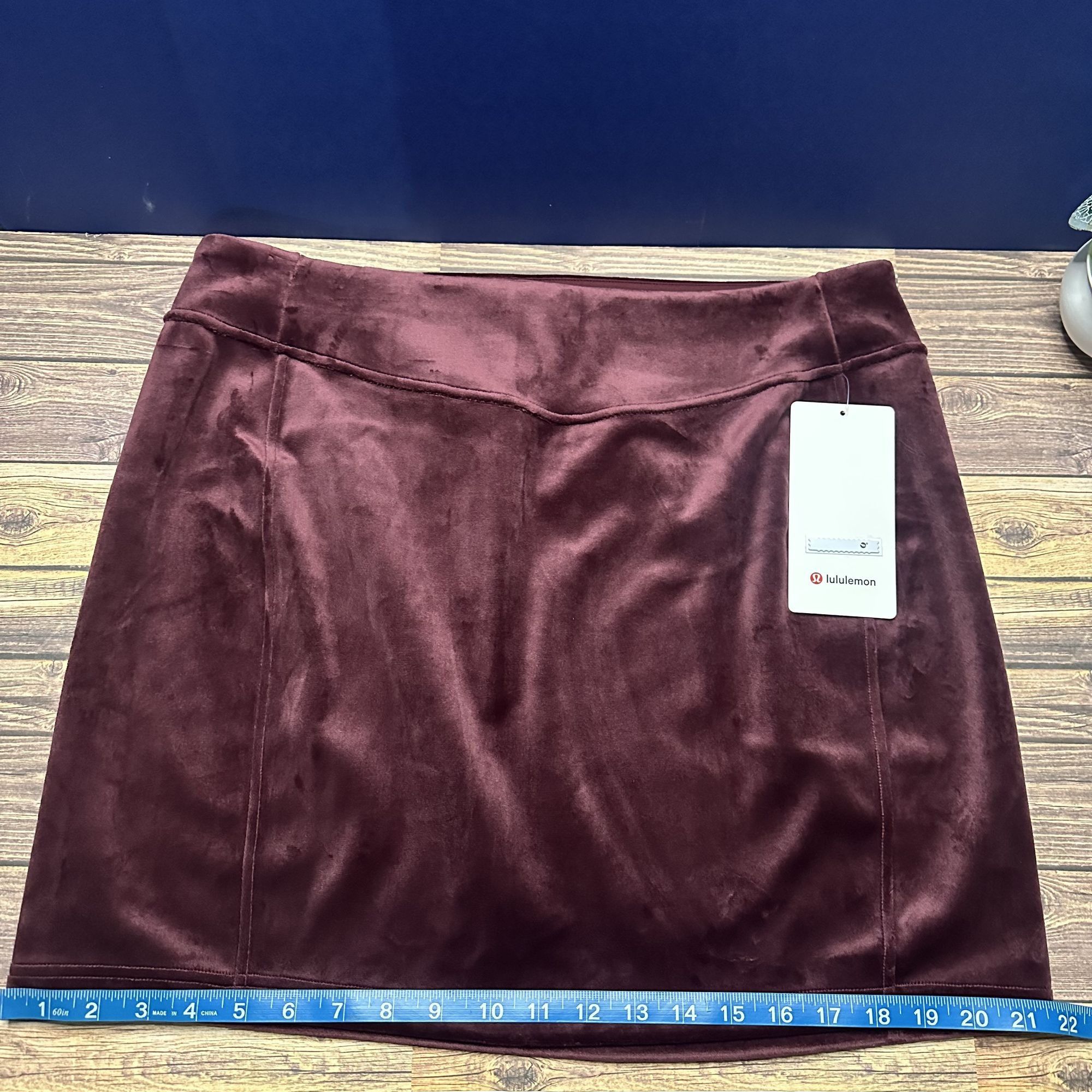 Lululemon Lululemon Scuba High Rise Mini Skirt Velvet NWT Size XL Size 34" / US 12 / IT 48 - 5 Thumbnail