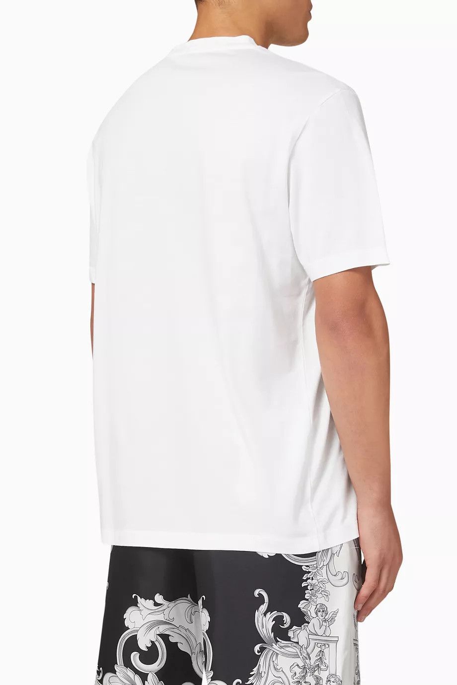 Versace o1y0525 Logo Crewneck T-Shirt in White Size US M / EU 48-50 / 2 - 4 Thumbnail