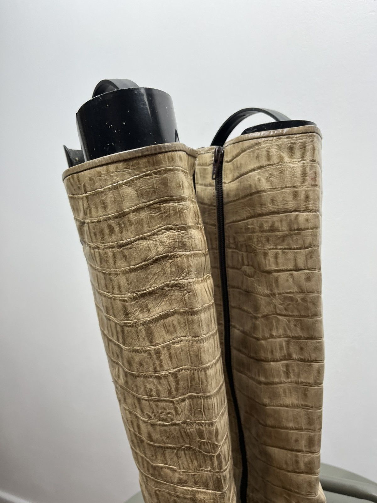Other Vintage Croc-Embossed Leather Tall Boots Beige Size 37.5 Size US 7 / IT 37 - 7 Thumbnail