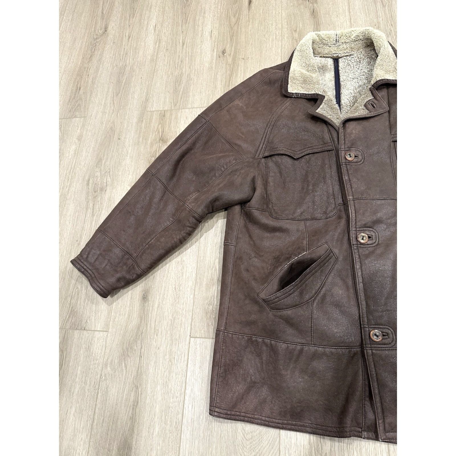 Vintage VINTAGE CHRIST Jacket Mens Brown Lightweight Sheepskin Coat 52 Medium Four pockets Size US L / EU 52-54 / 3 - 4 Thumbnail