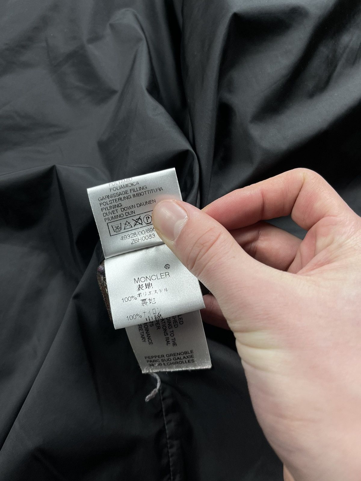 Moncler Moncler Archives Rare Long Black Down Coat with Hood Size M / US 6-8 / IT 42-44 - 15 Thumbnail