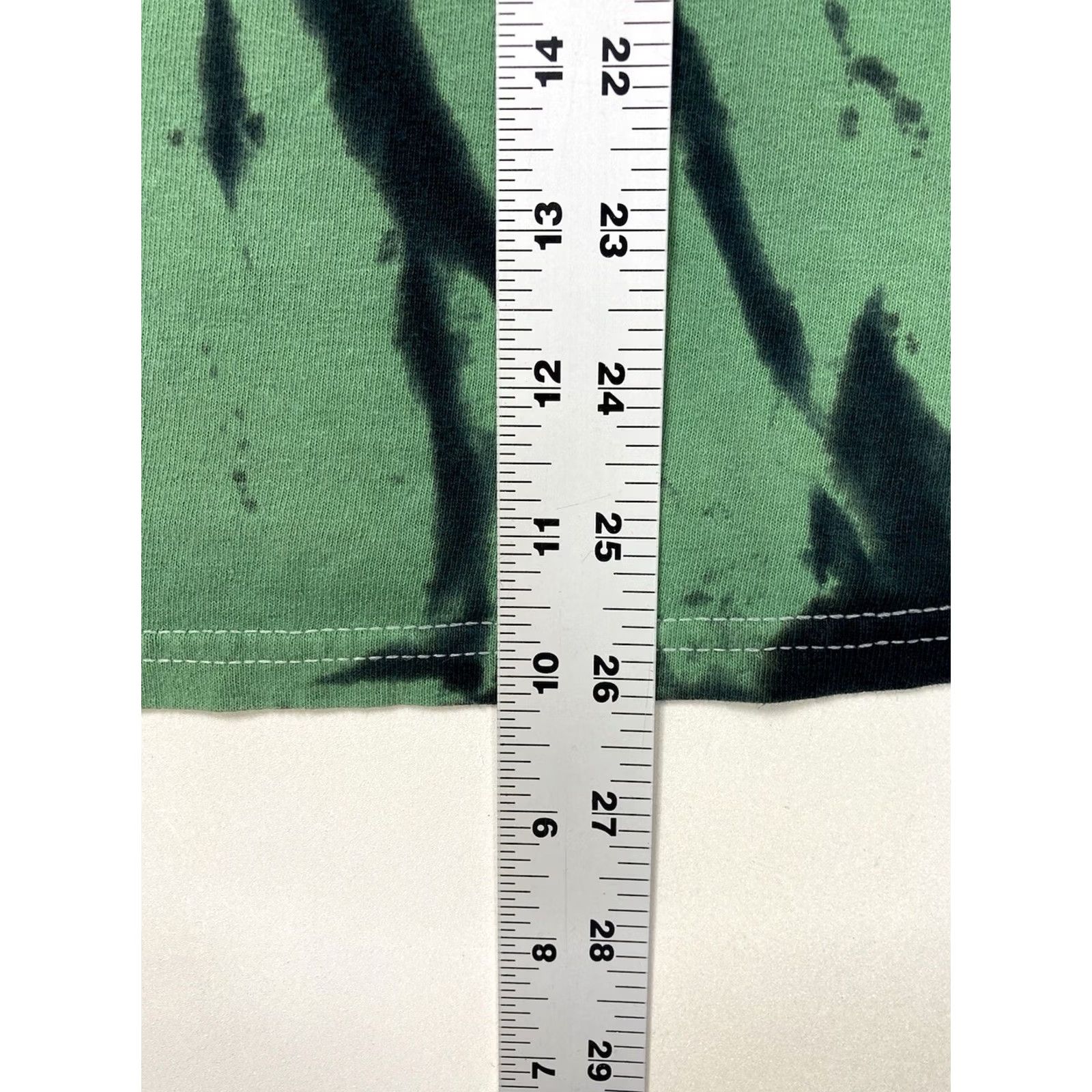 Vintage Zombie Makeout Club Graphic Print T-Shirt Men Medium Green Tie Dye Graphic Print Crew Neck Short Sleeve Anime Logo All Seasons - Mens Size US M / EU 48-50 / 2 - 7 Thumbnail