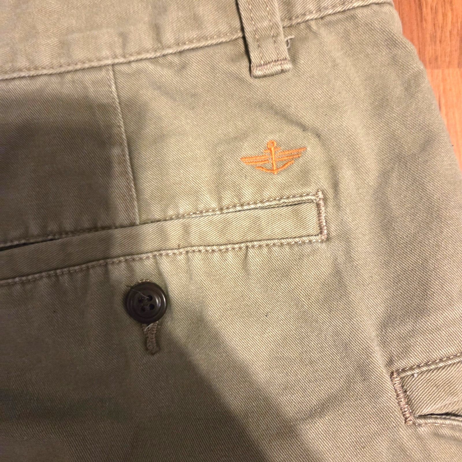 Dockers Dockers Khaki Shorts - Men's Size 38 - Great Condition! Size US 38 / EU 54 - 4 Thumbnail