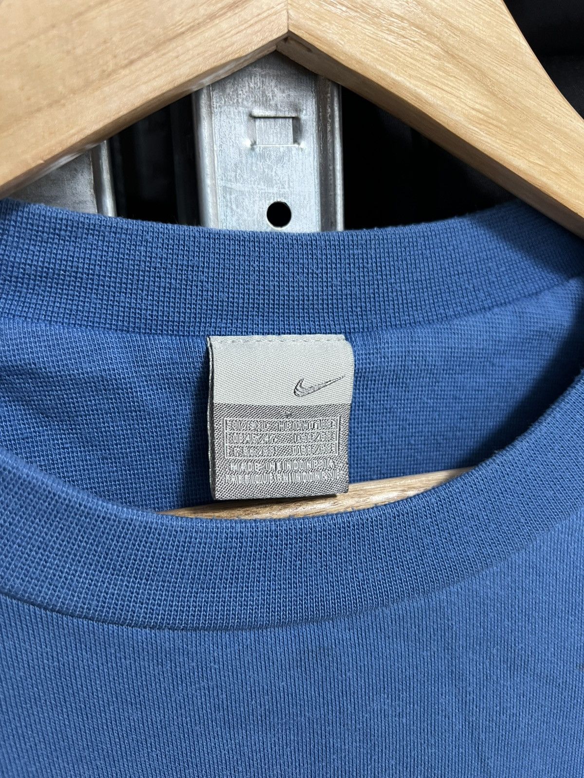Nike × Vintage Vintage Nike Air Sweatshirt Big Central Logo Y2K Size XL Size US XL / EU 56 / 4 - 4 Thumbnail