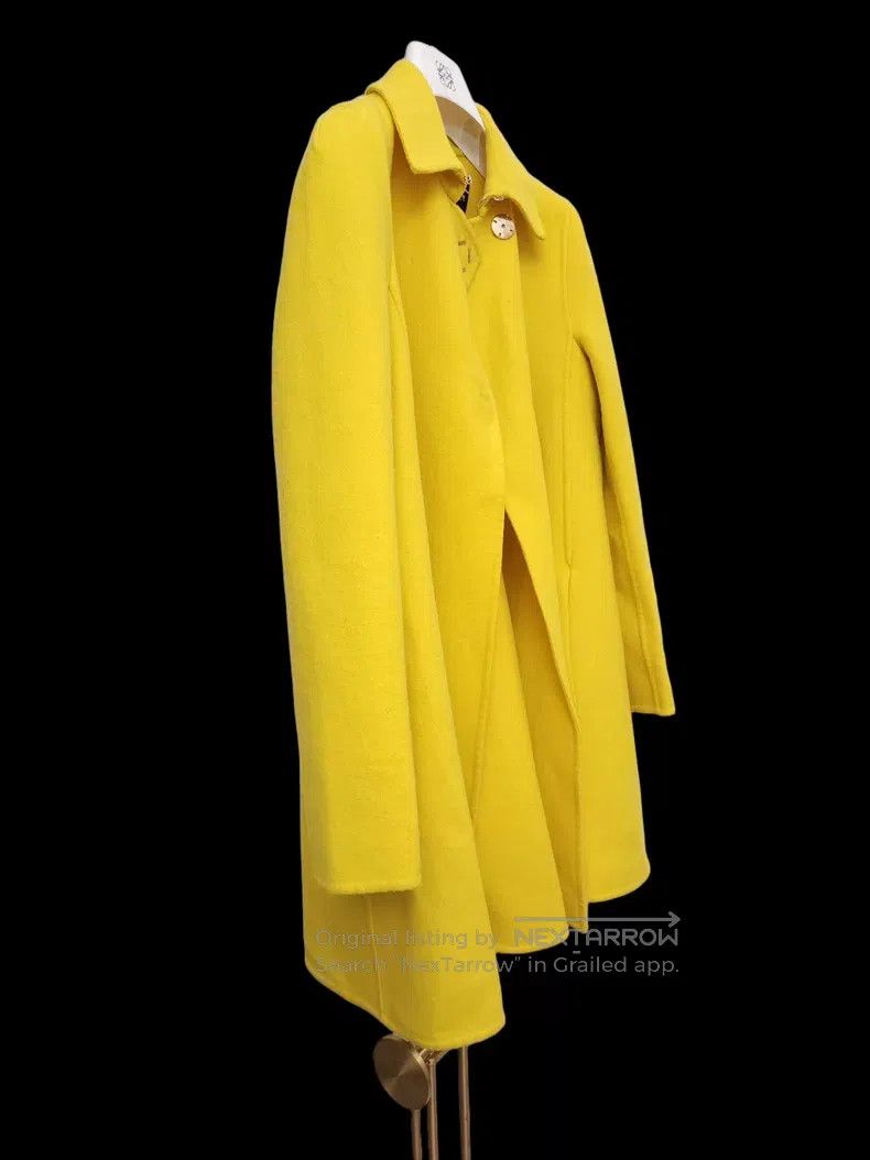 Versace Versace Bright yellow wool coat Size S / US 4 / IT 40 - 6 Thumbnail