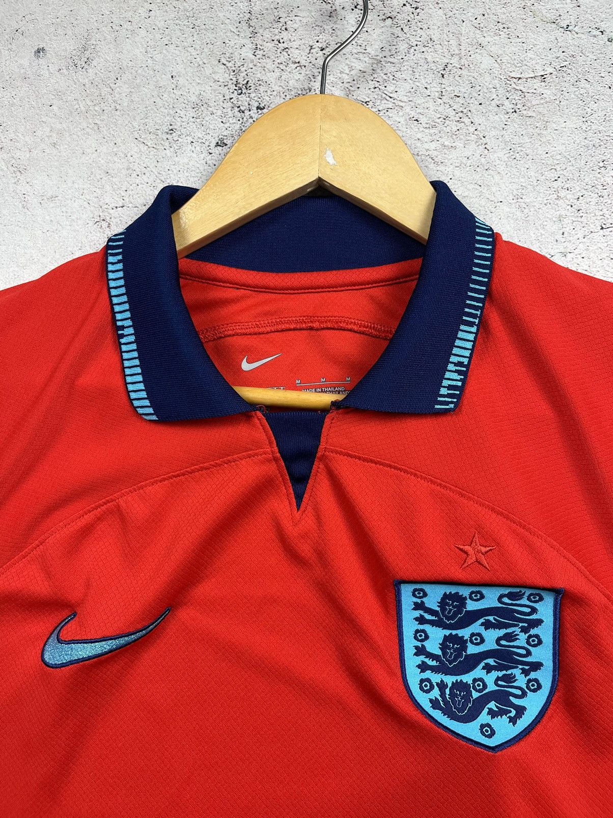 Nike NIKE ENGLAND 2022/2023 AWAY SOCCER JERSEY FOOTBALL SHIRT Size US M / EU 48-50 / 2 - 2 Thumbnail