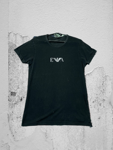 Emporio Armani × Vintage Women's EA7 printed t-shirt Size S / US 4 / IT 40 - 1 Thumbnail