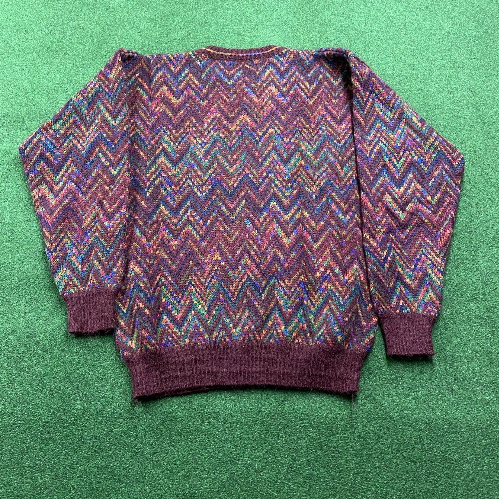 Vintage VINTAGE Striped Wool Sweater Mens S Red Knit Abstract 3D Zig Zag Sweatshirt Size US S / EU 44-46 / 1 - 4 Thumbnail