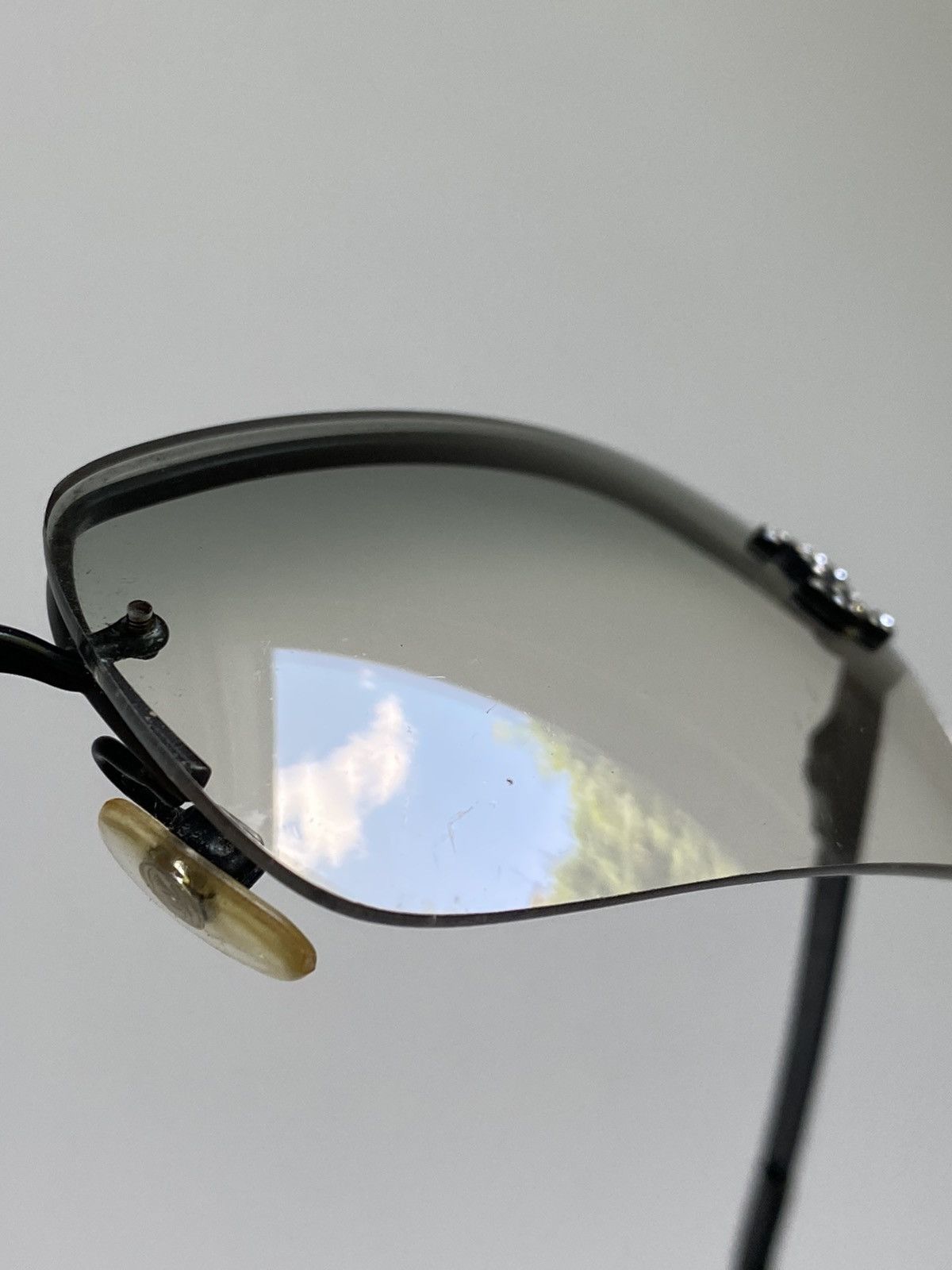 Chanel × Vintage Chanel CC 4104-B sunglasses rhinestones black rimless Size ONE SIZE - 15 Thumbnail