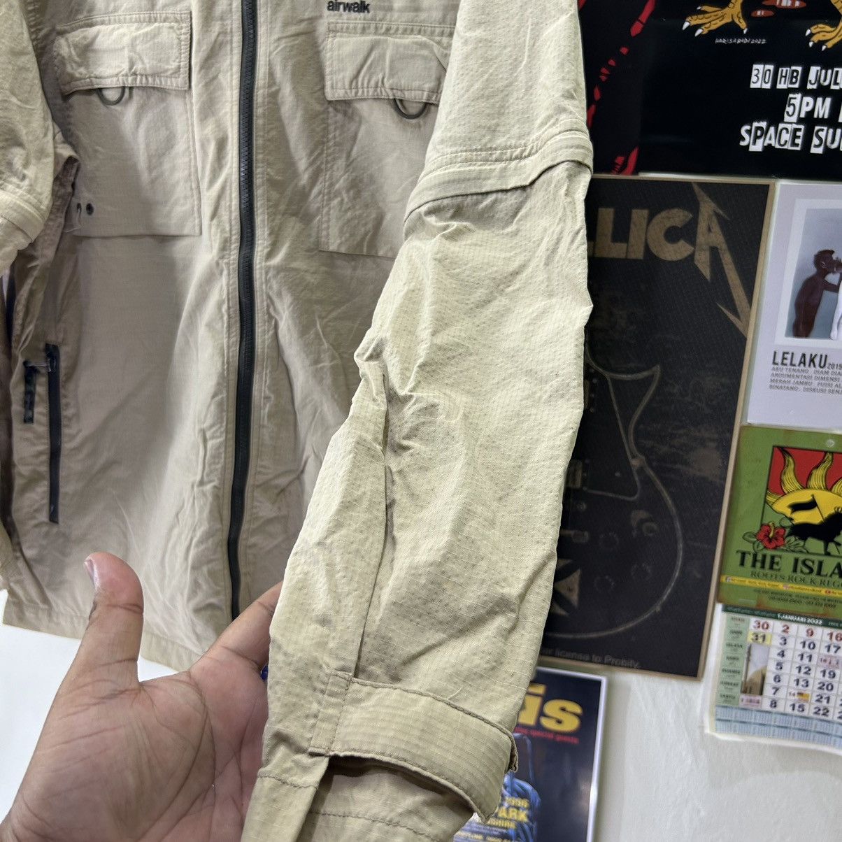 Vintage Vintage Airwalk Detachable Sleeve Nylon Jacket Size US L / EU 52-54 / 3 - 7 Thumbnail