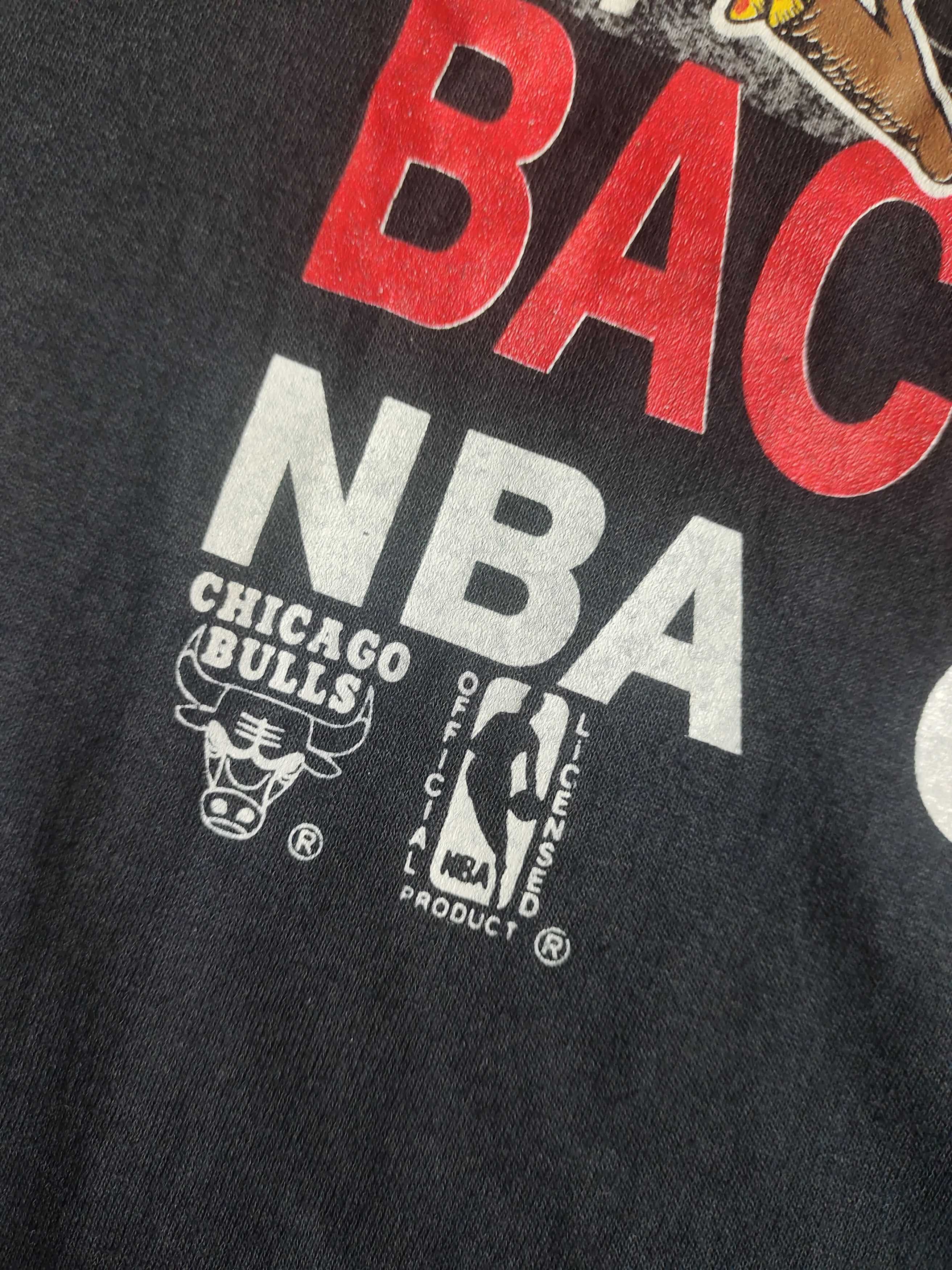 NBA × Vintage Vintage Chicago Bulls Back to Back 1991-1992 T-shirt Size US XL / EU 56 / 4 - 9 Thumbnail