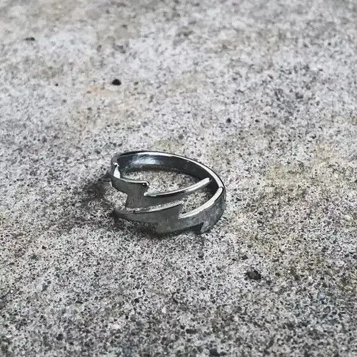 Jewelry Silver Lightning Ring Size ONE SIZE - 1 Thumbnail