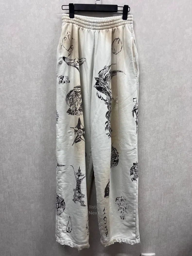 Balenciaga Balenciaga size XS White Printed Elastic Waist Mid-rise Kn Size US 27 - 1 Thumbnail