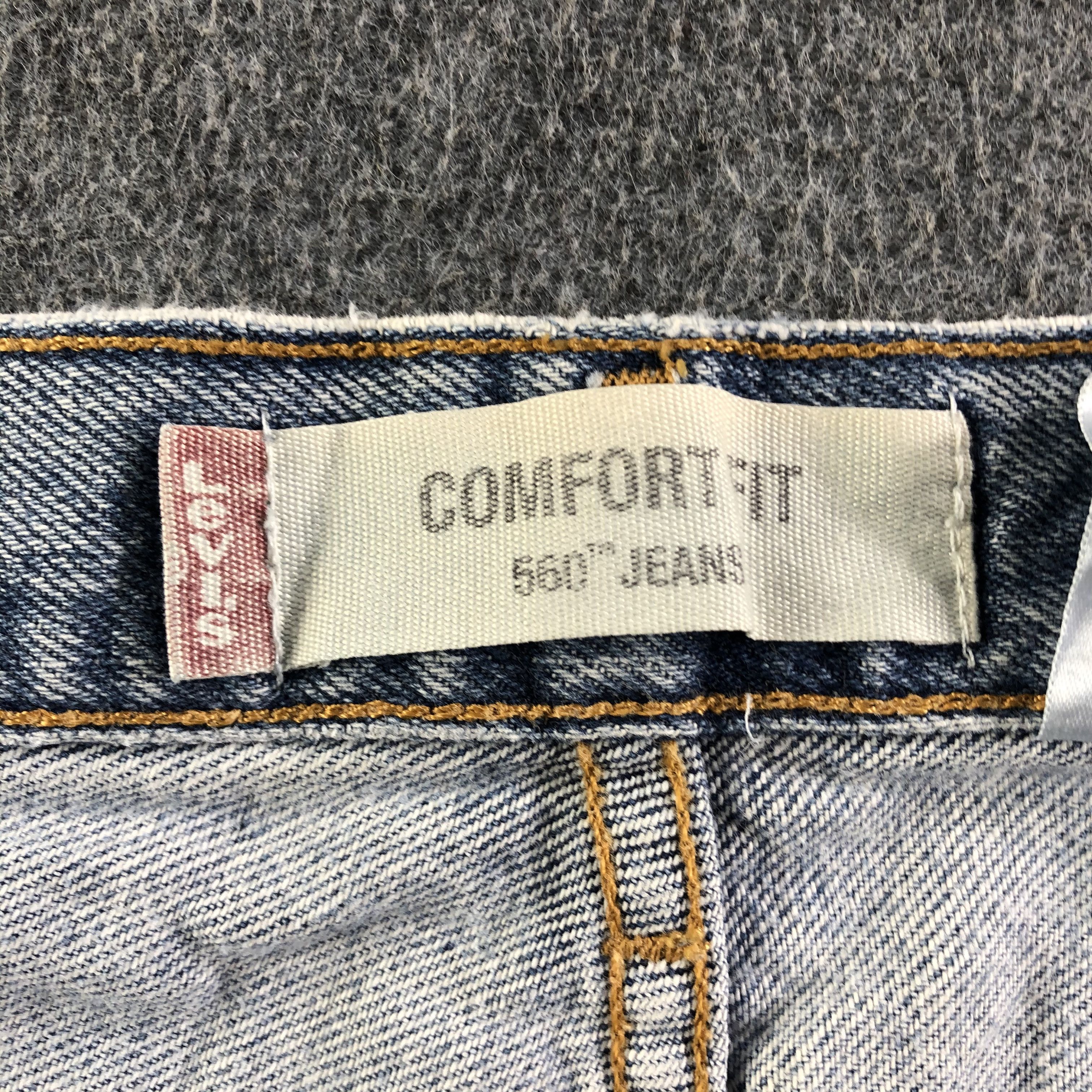 Levi's Vintage Levis 560 Jeans-J3366 Size US 37 - 14 Thumbnail
