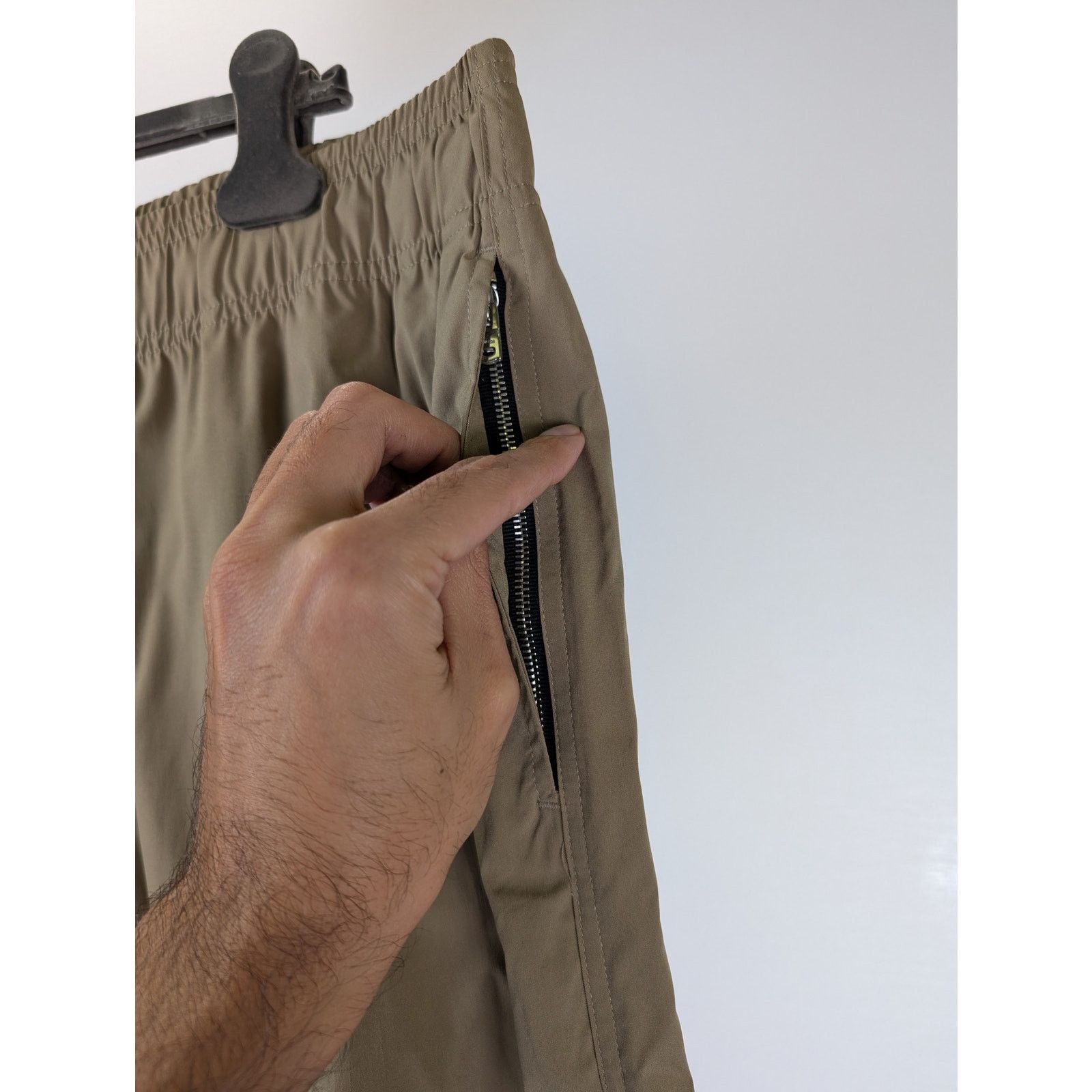 Amiri o1rshd1 Core Logo Swim Trunks Shorts in Tan xxl Size US 38 / EU 54 - 5 Thumbnail