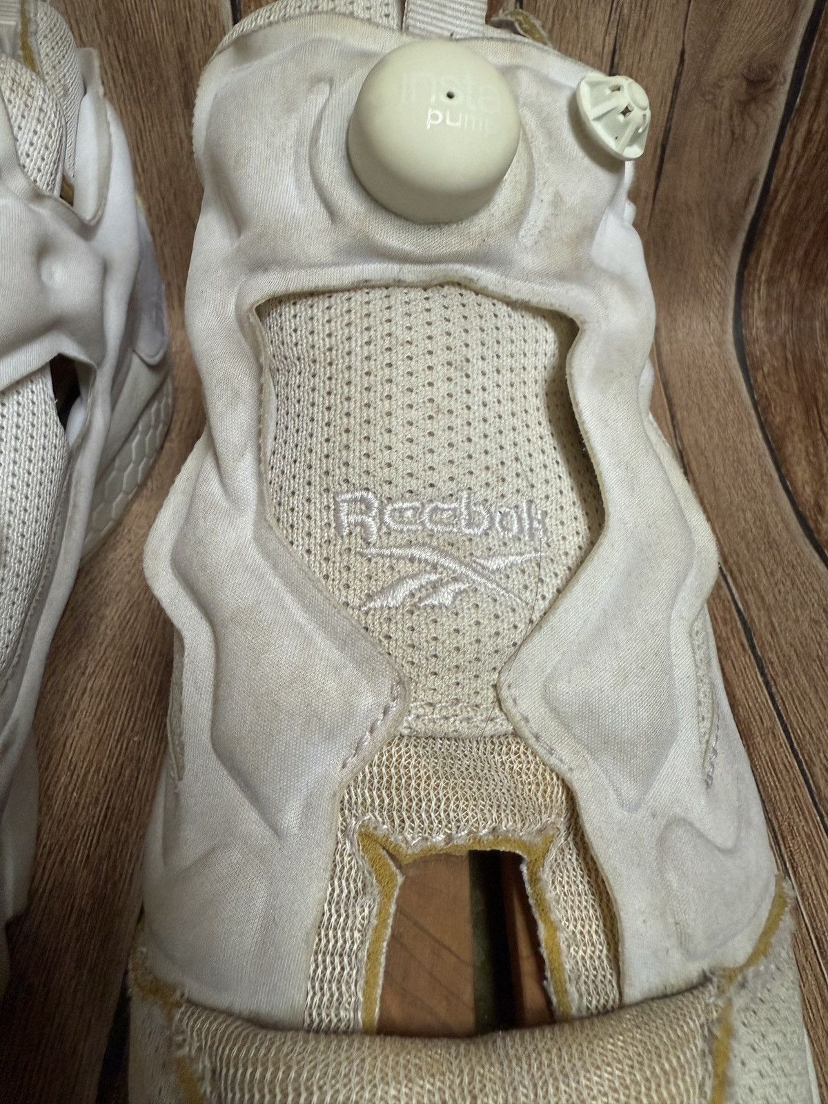 Maison Margiela × Reebok (memory of white) instapump fury sneaker Size US 10 / EU 43 - 5 Thumbnail