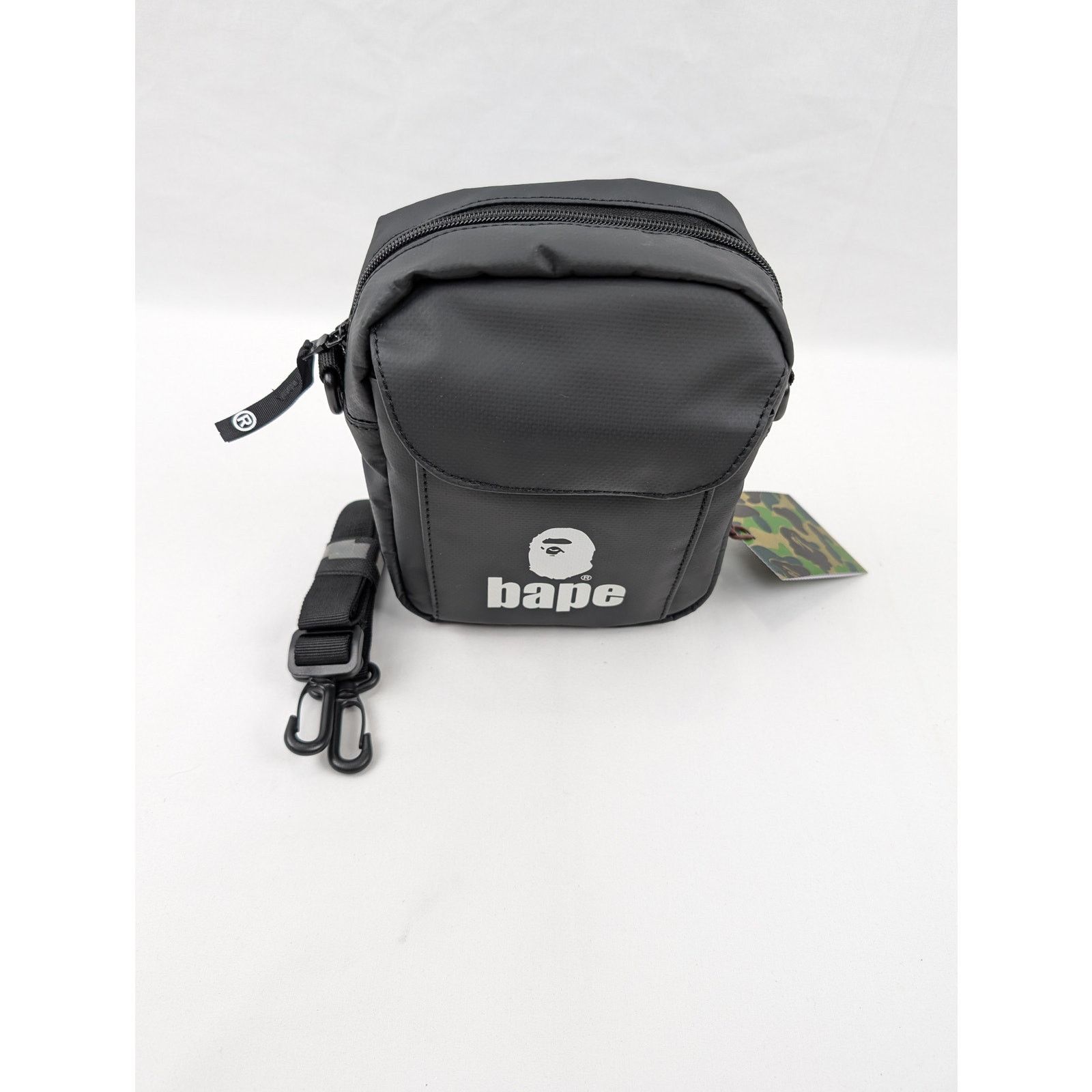 Bape o1rshd1 Q:2 / Size: OS / Shoulder Bag in Black Size ONE SIZE - 2 Thumbnail
