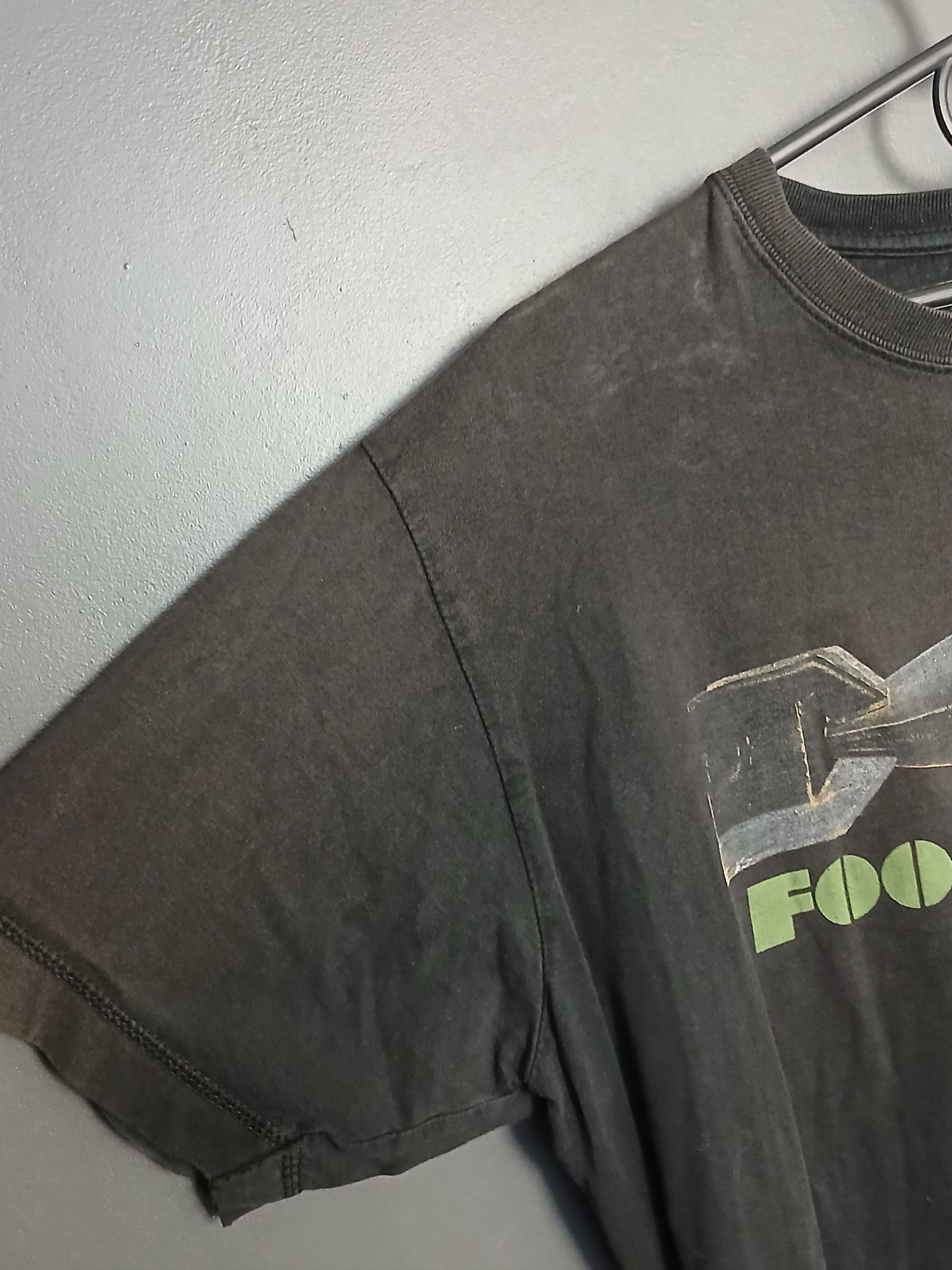 Band Tees Foo Fighters Europe Tour 2008 T-Shirt Size US M / EU 48-50 / 2 - 8 Thumbnail