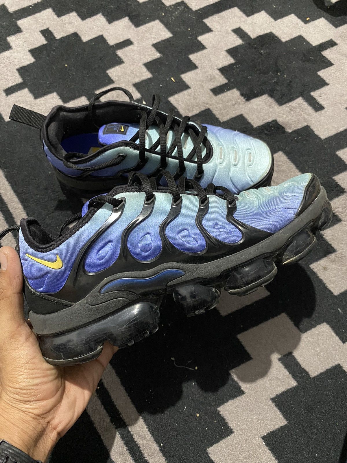 Nike Streetwear 2000s Nike air vapormax plus blue obsidian sneakers Grailed
