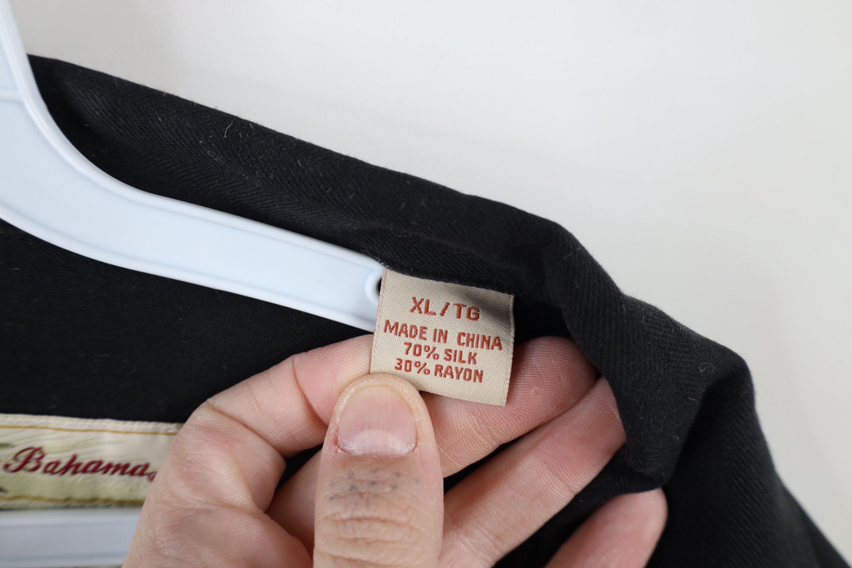 Tommy Bahama × Vintage Vintage 90s Tommy Bahama Looped Collar Button Shirt Black Size US XL / EU 56 / 4 - 9 Thumbnail