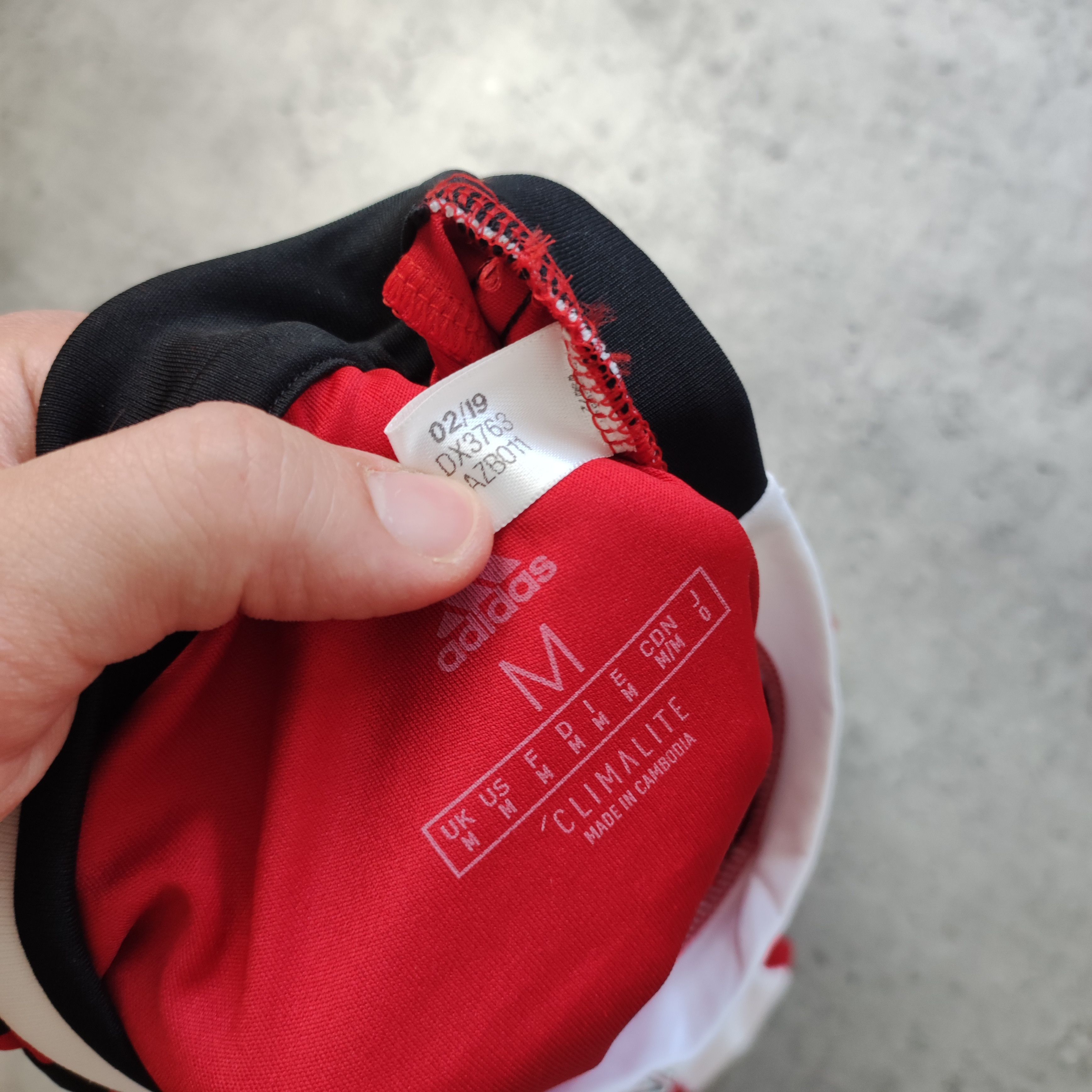 Other Sheffield United 2019/20 Football Home Signature 19 Jersey Size US M / EU 48-50 / 2 - 7 Thumbnail