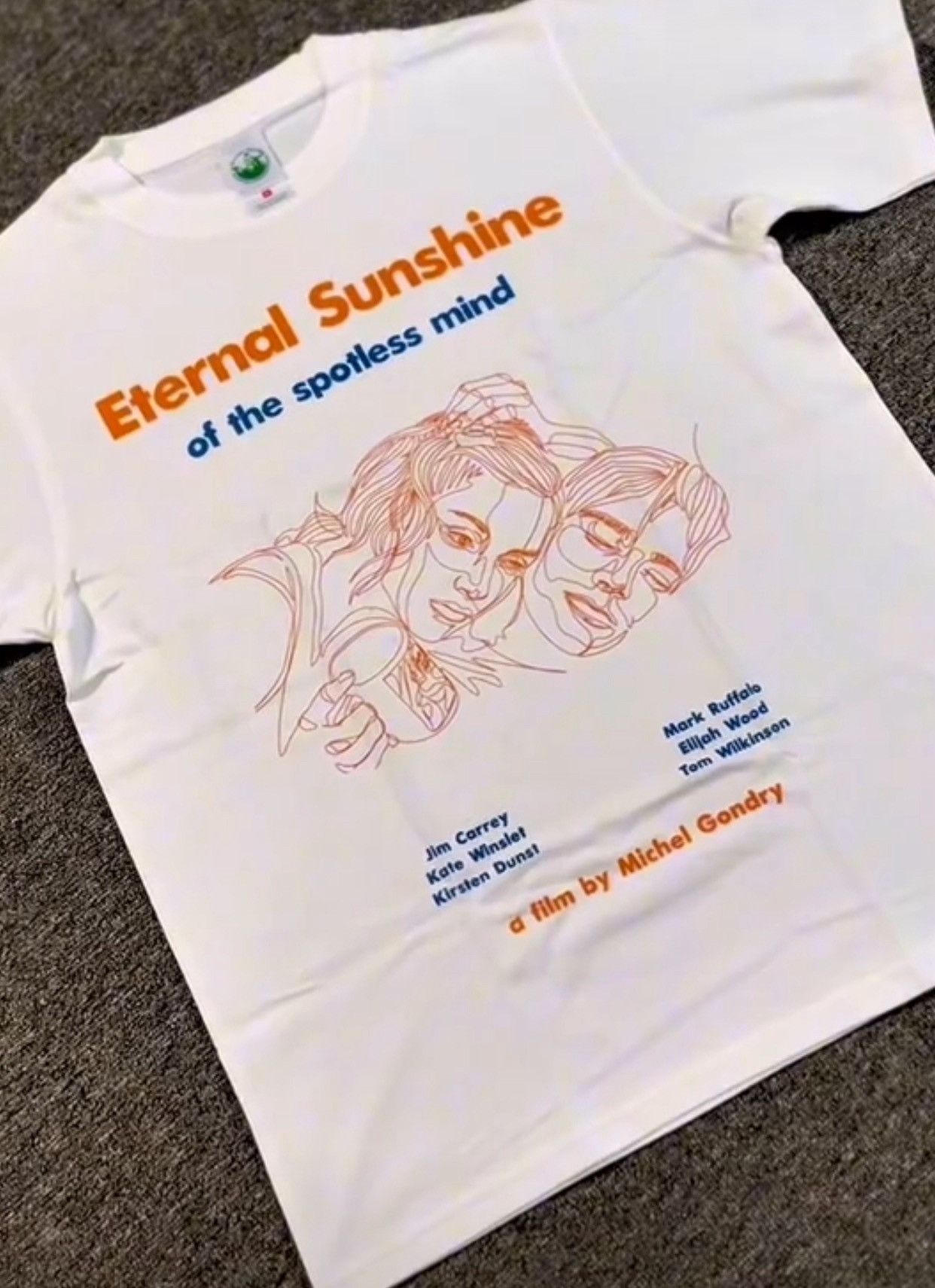 Japanese Brand Fan Made eternal sunshine of the spotless mind Movie Tee Size US L / EU 52-54 / 3 - 2 Thumbnail