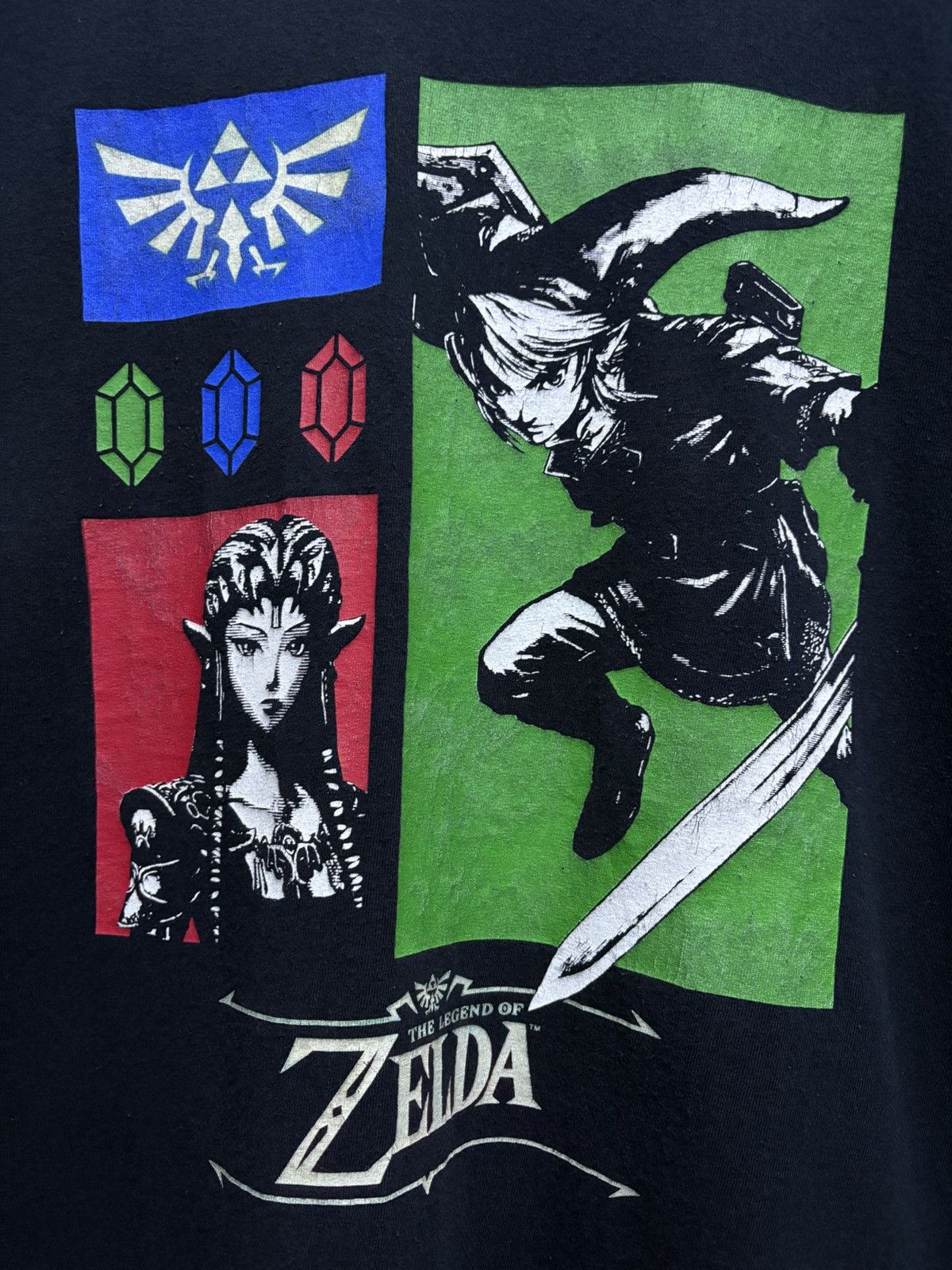 Playstation 2000's The Legend of Zelda by Geeknet / Nintendo T-Shirt Size US M / EU 48-50 / 2 - 4 Thumbnail