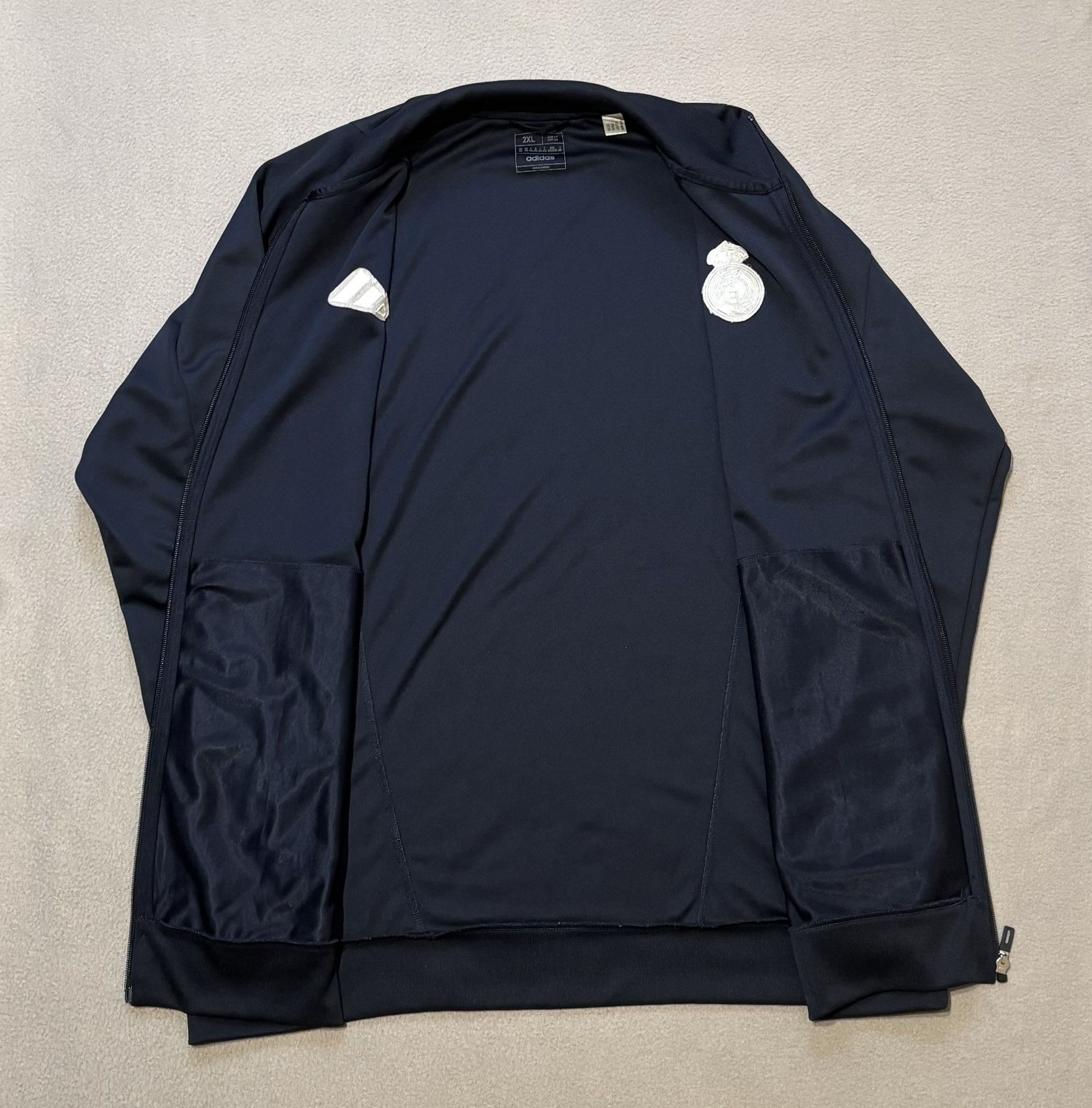 Adidas Real Madrid 2023/2024 Adidas Football Sweatshirt size 2XL Size US XXL / EU 58 / 5 - 15 Thumbnail