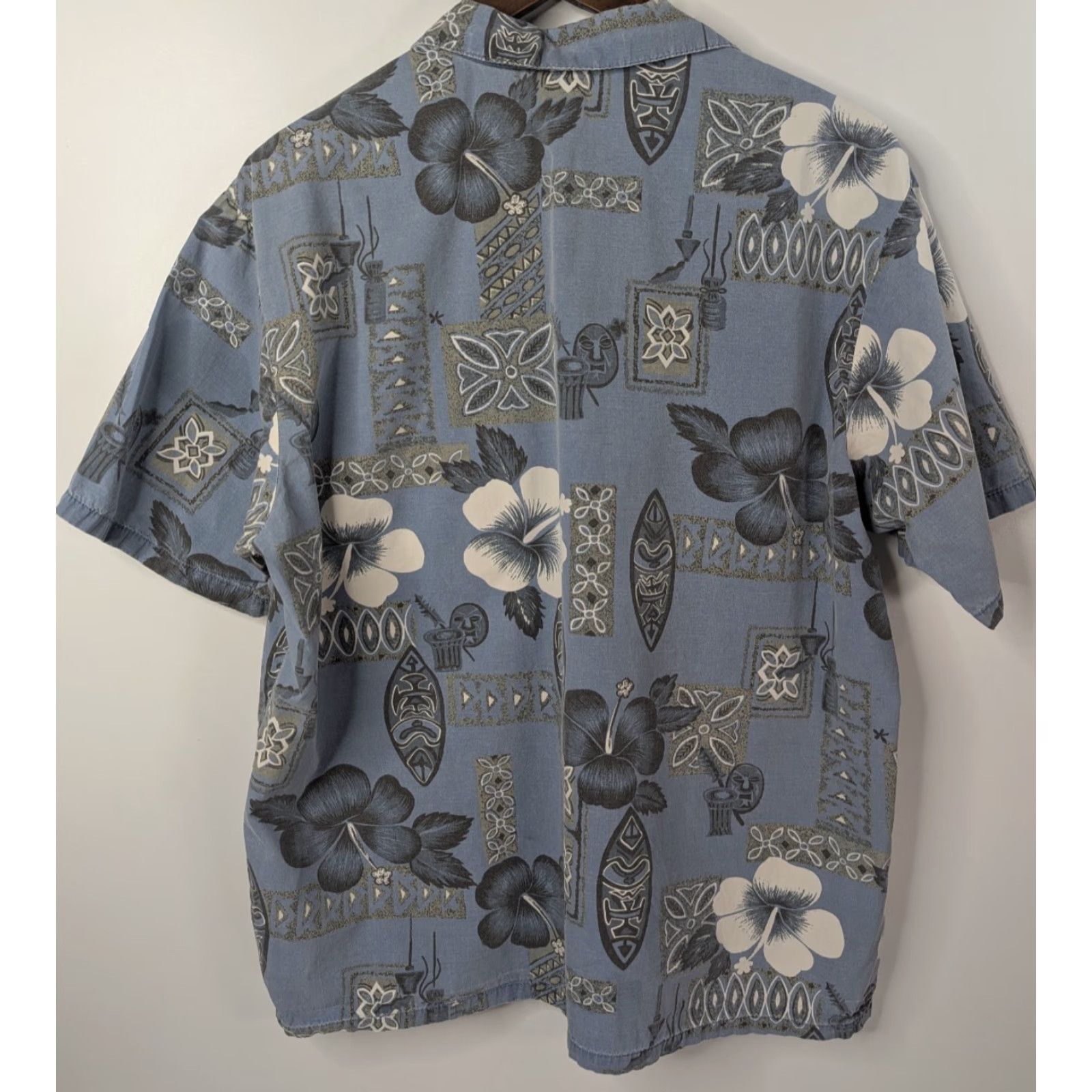 Vivobarefoot VTG Go Barefoot Camp Collar Shirt Mens Large Blue Hibiscus Floral Hawaiian Aloha Size US L / EU 52-54 / 3 - 4 Thumbnail