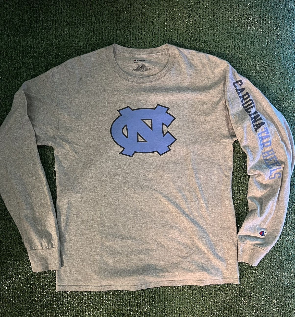 Champion Champion UNC Long sleeve Grey Size L Size US L / EU 52-54 / 3 - 1 Thumbnail