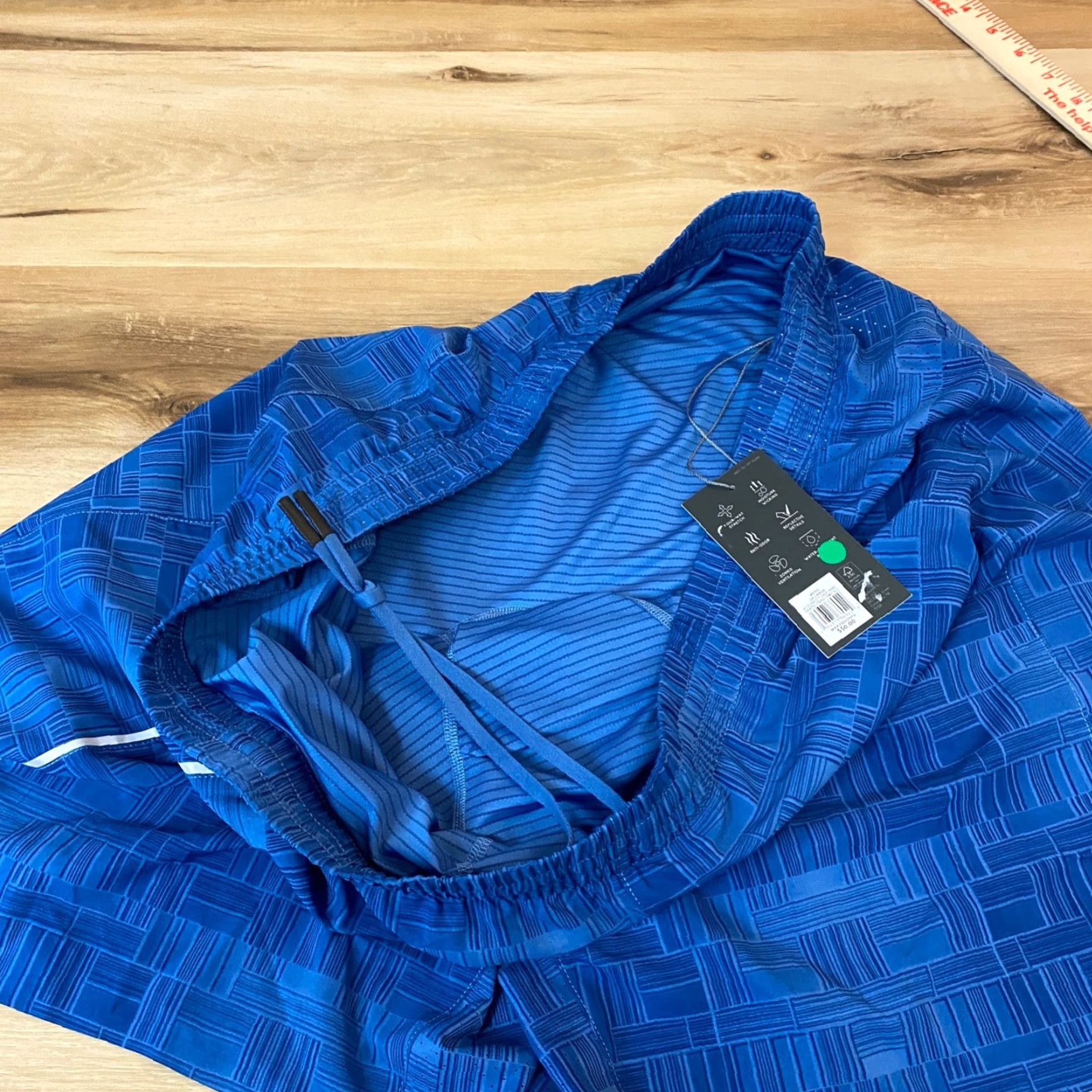 Vintage VRST Shorts Mens 2XL Accelerate 7" 4 Way Stretch Lined Moisture Wicking Reflect Blue Geometric Activewear Cross Training Gym Running Durability Mens Size US 39 - 7 Thumbnail