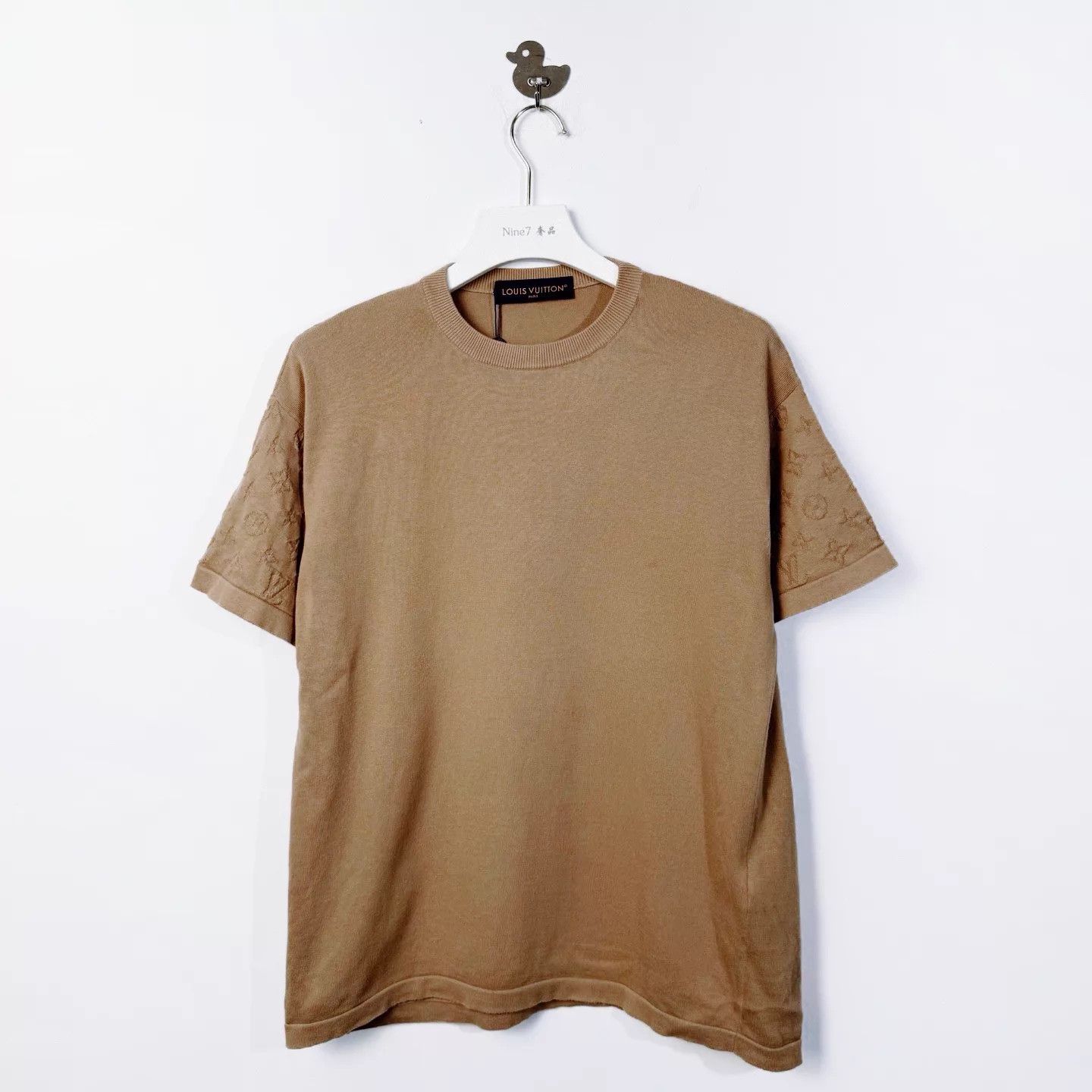 Louis Vuitton LV 24 New Monogram Embossed Allover Logo Knit SS Brown Khaki Size US S / EU 44-46 / 1 - 1 Thumbnail