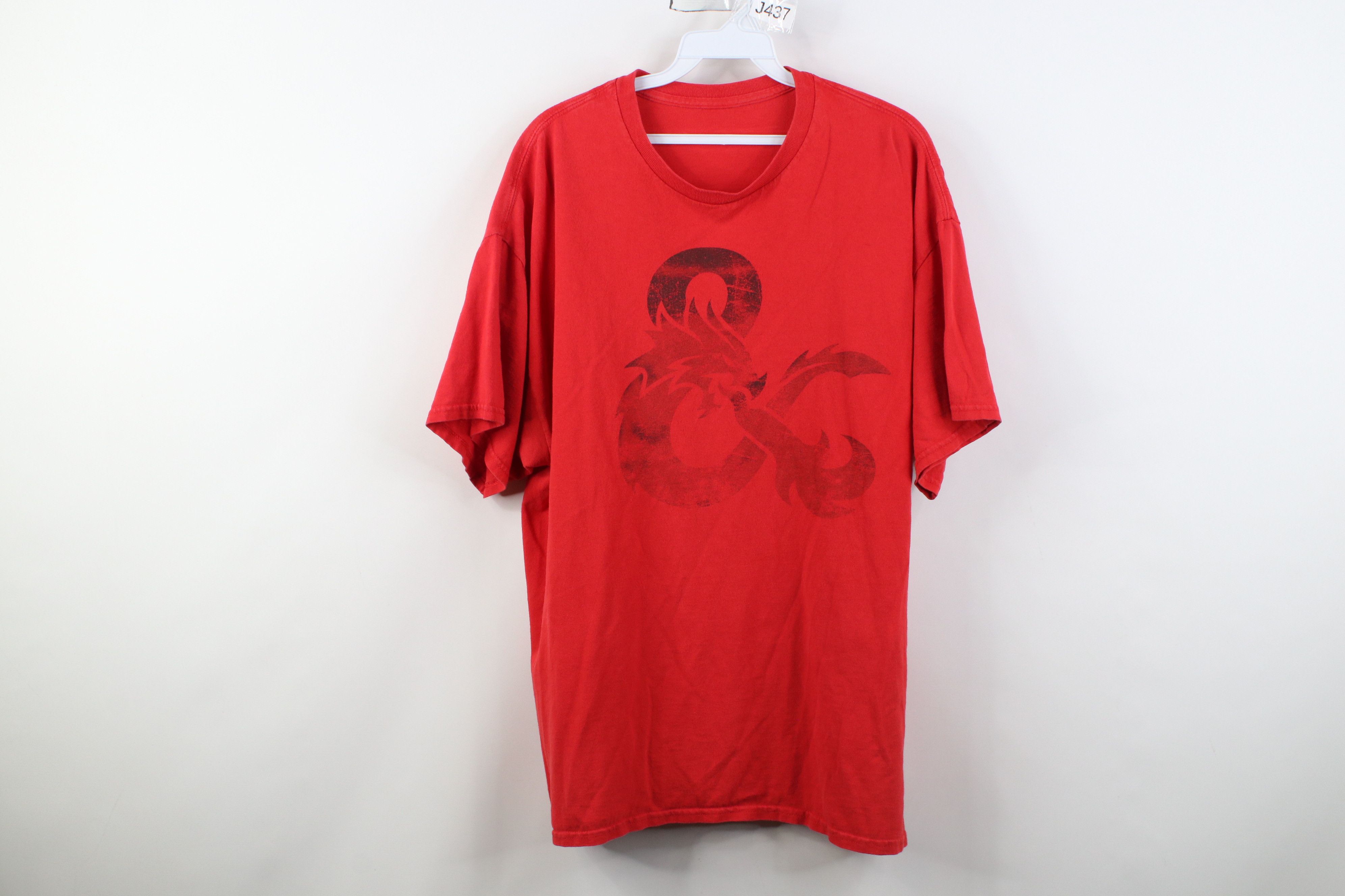 Vintage Vintage 90s Y2K Dungeons and Dragons Short Sleeve T-Shirt Size US XL / EU 56 / 4 - 1 Thumbnail