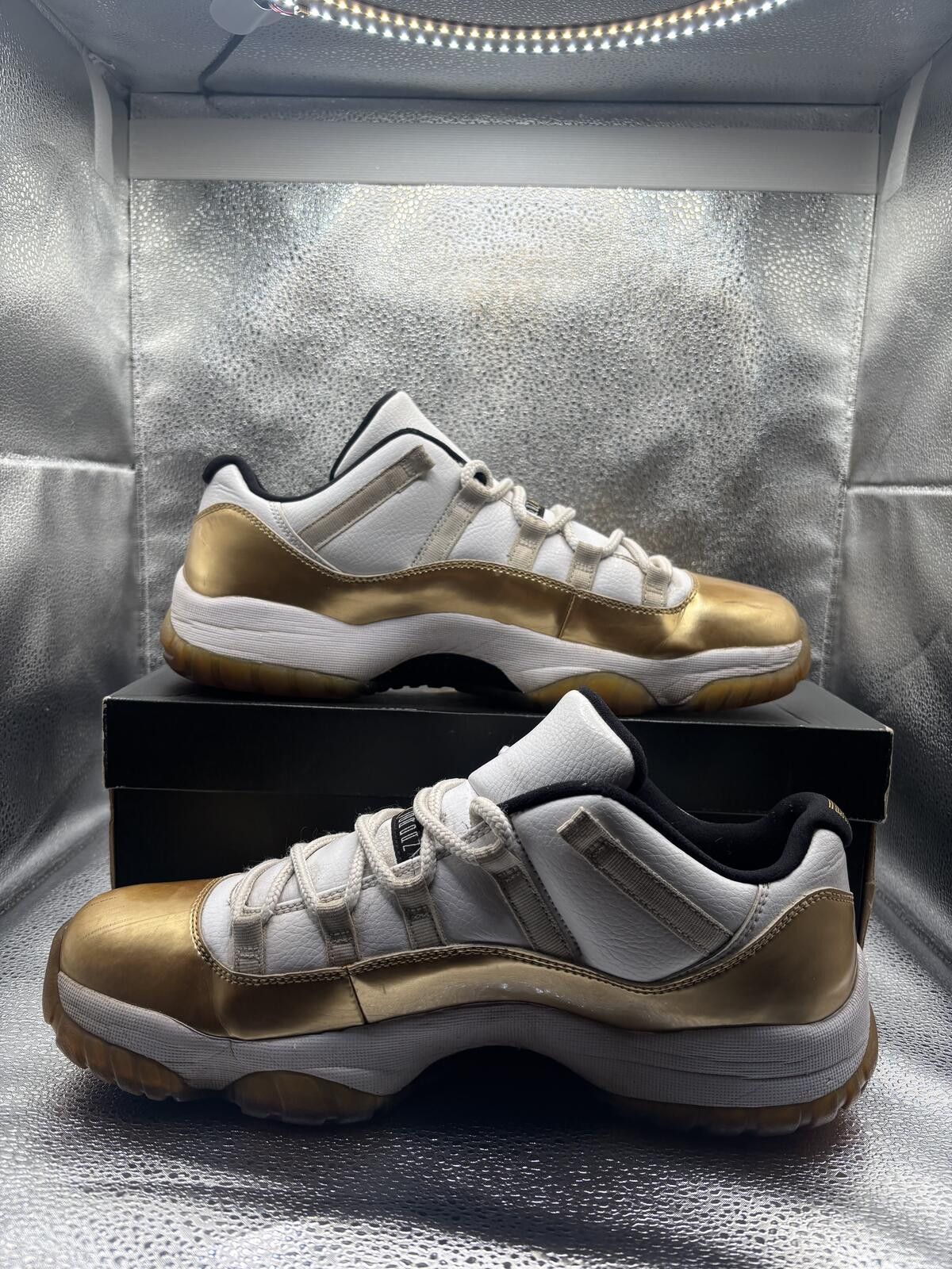 Jordan Brand Air Jordan 11 low closing ceremony Size US 12 / EU 45 - 5 Thumbnail