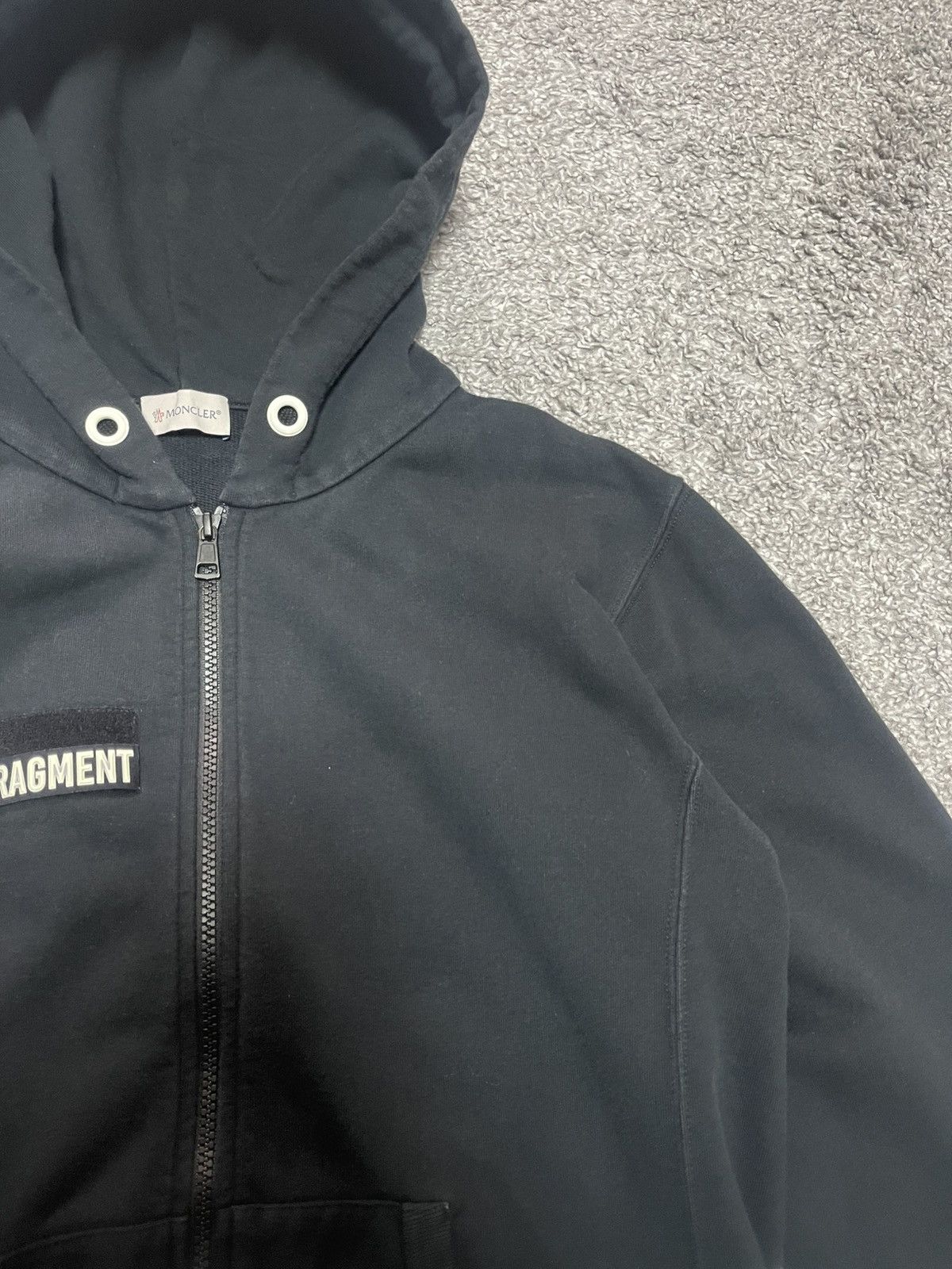 Fragment Design × Moncler MONCLER FRAGMENT ZIP HOODIE WORLD TOUR 2019 SIZE M-L Size US L / EU 52-54 / 3 - 4 Thumbnail
