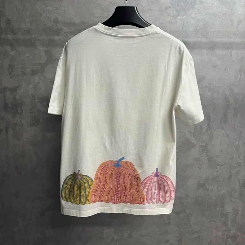 Louis Vuitton Louis Vuitton White logo pumpkin print crew neck short slee Size US M / EU 48-50 / 2 - 5 Thumbnail