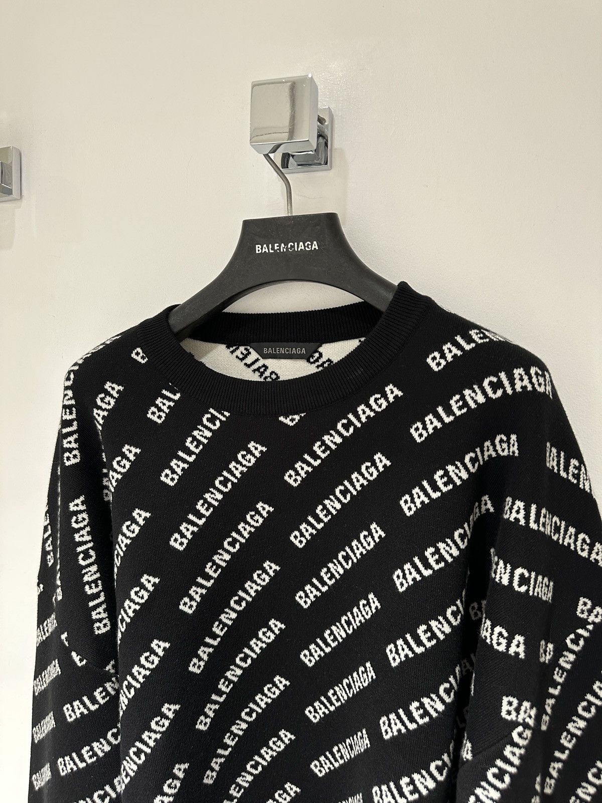 Balenciaga Balenciaga Balenciaga Logo Knit Sweater Size US L / EU 52-54 / 3 - 2 Thumbnail
