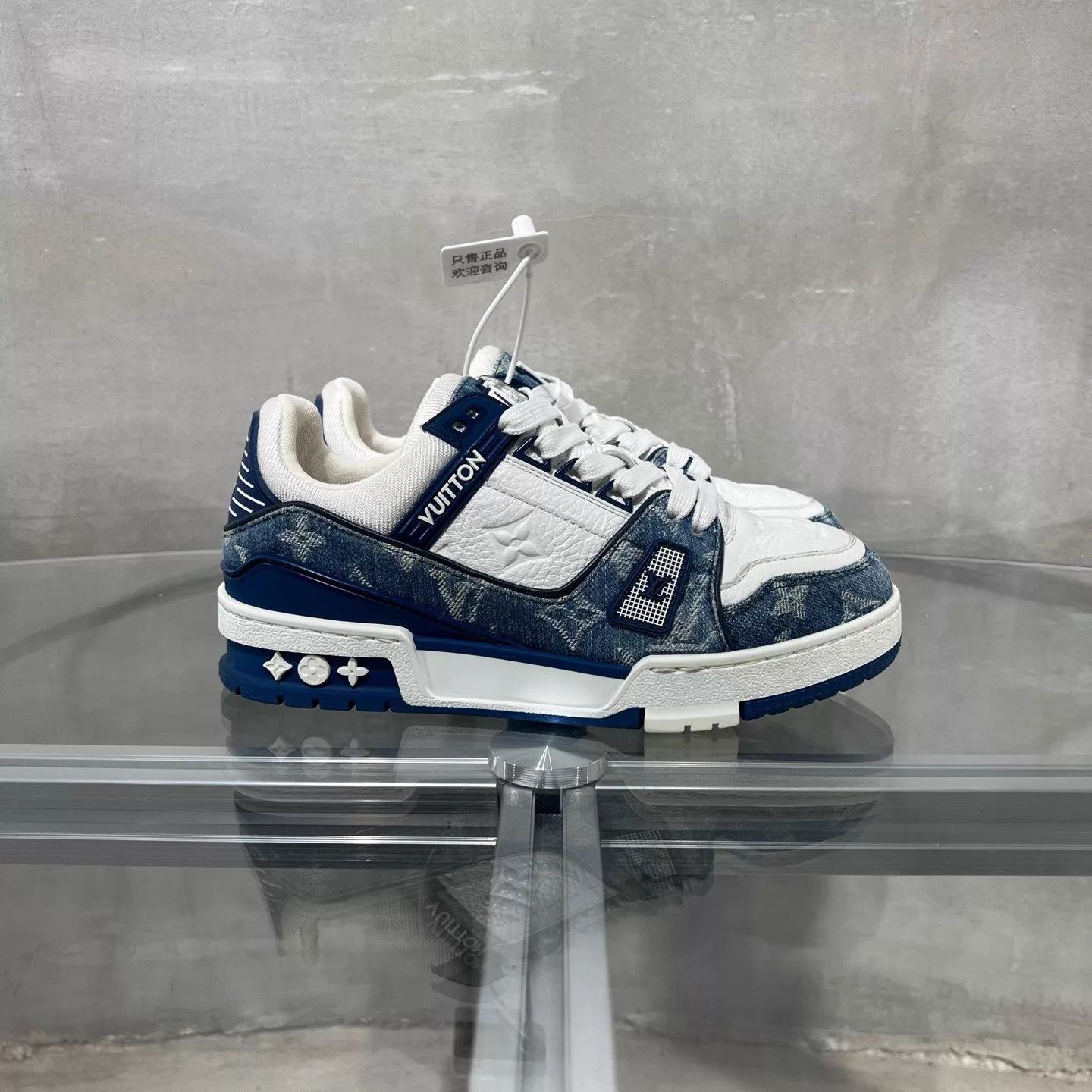 Louis Vuitton LV Trainer White Blue Denim UK2 36 Size US 4.5 / IT 34.5 - 4 Thumbnail