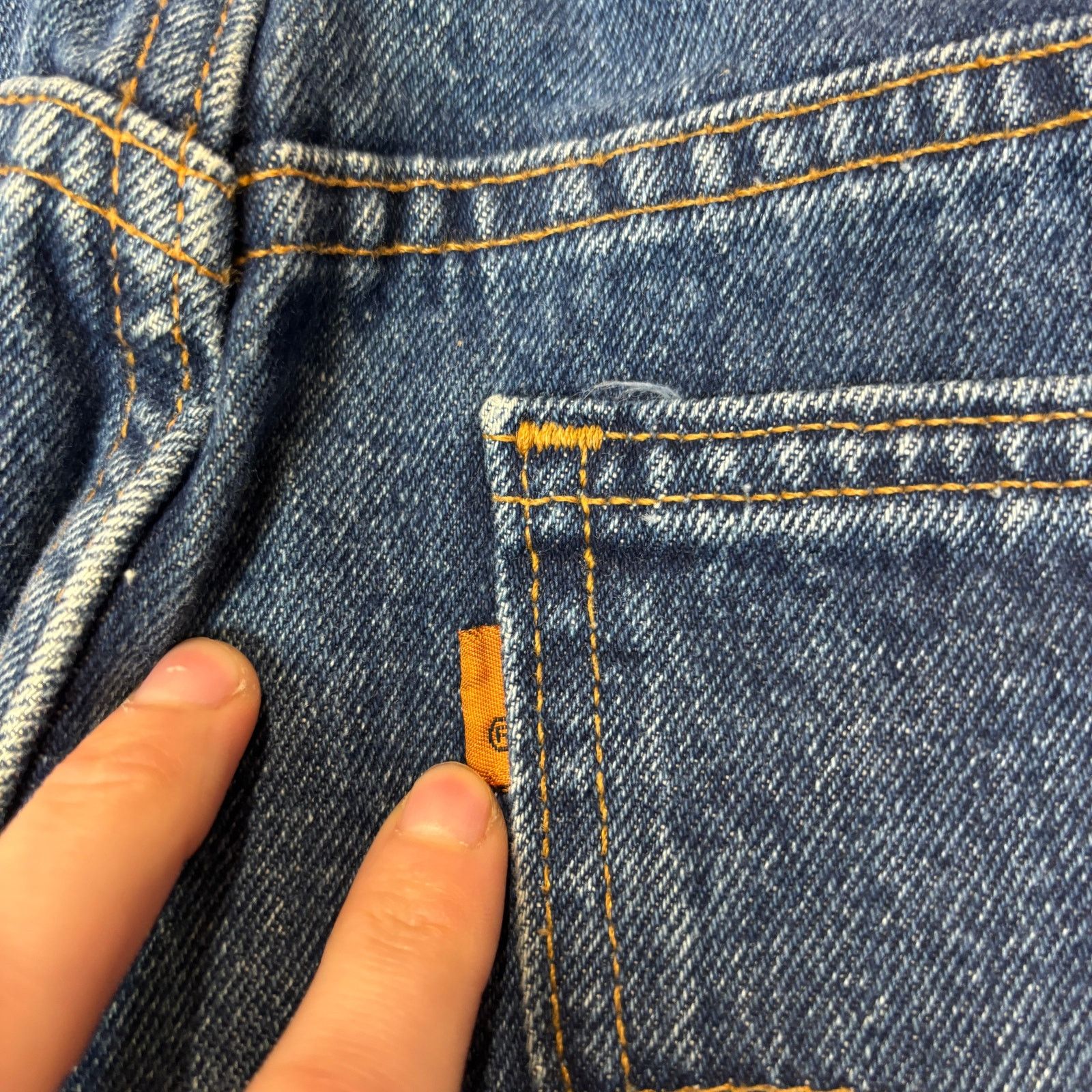 Levi's Vintage 90s Levi's Orange Tab 550 Relaxed Jeans Men's 36x31 Size US 36 / EU 52 - 5 Thumbnail
