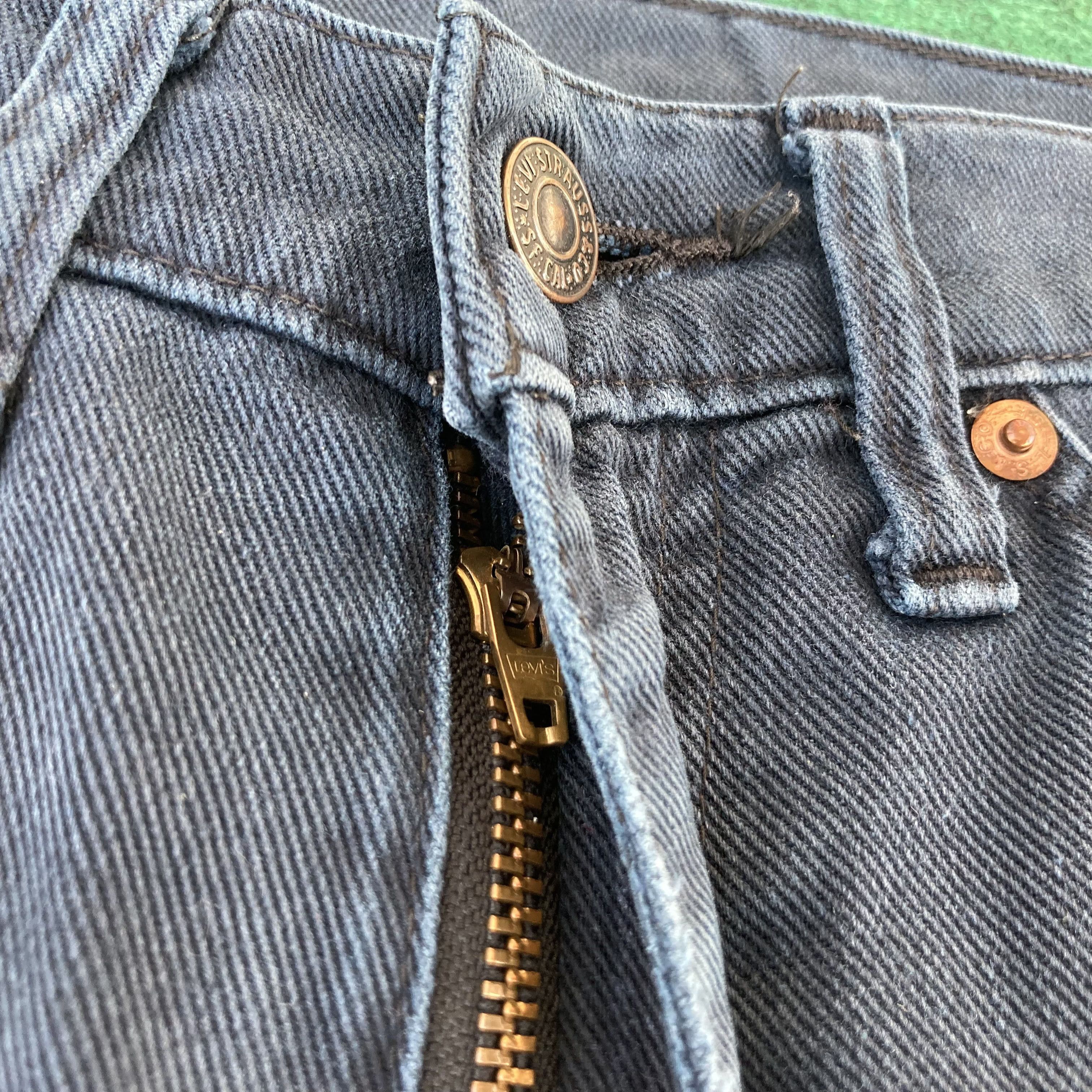 Levi's Vtg Levis 517 Faded Denim Bootcut Flared Jeans Size US 28 / EU 44 - 4 Thumbnail