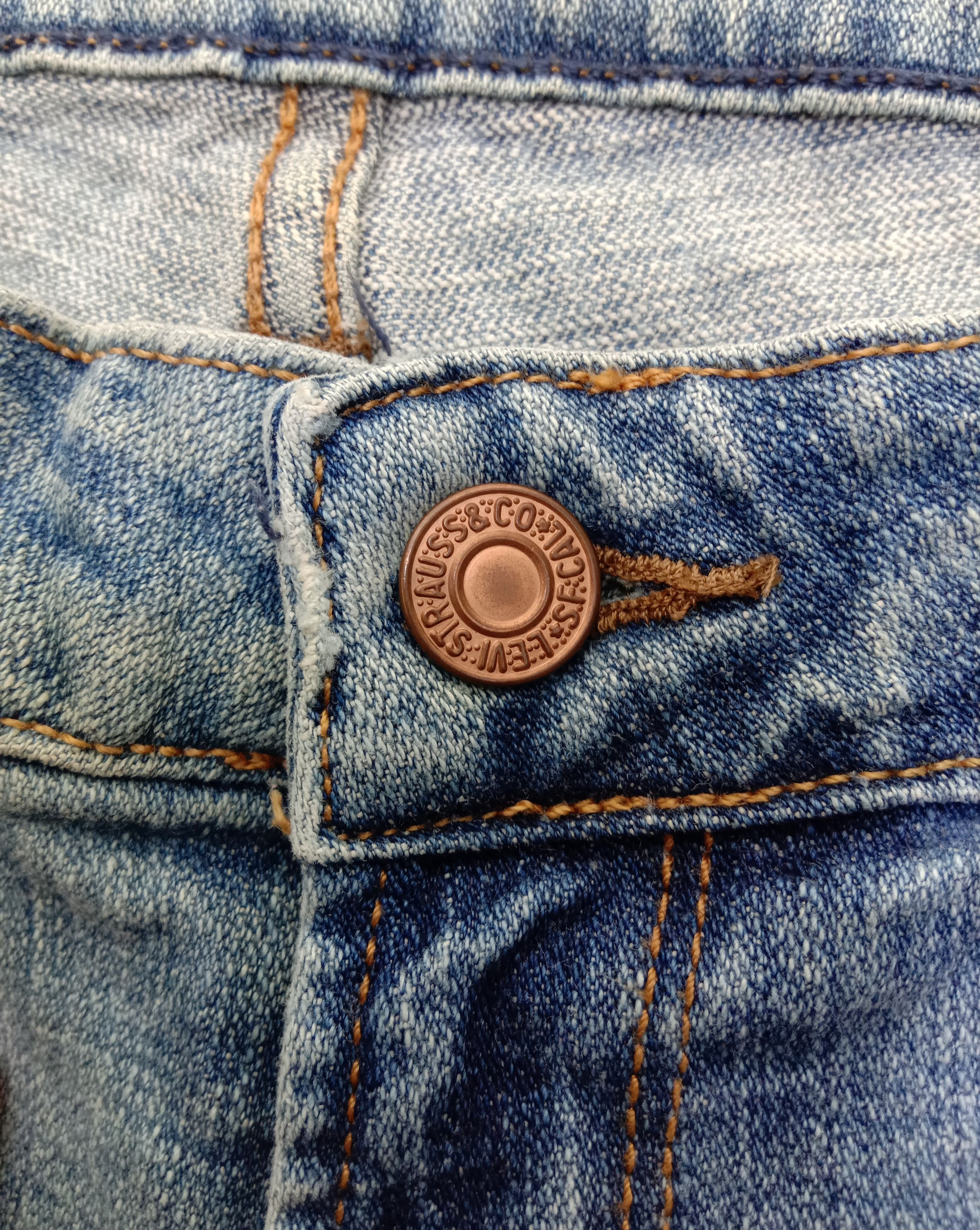 Levi's Vintage Levi's 545 Flare Jeans Light Wash Denim Size US 33 - 10 Thumbnail