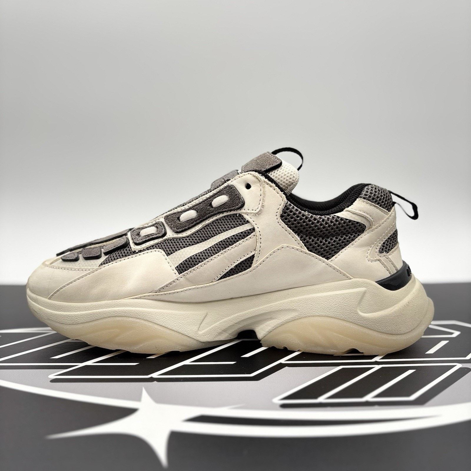Amiri Amiri Bone Runner ' White, Beige, Grey ' | GOOD CONDITION! Size US 9 / EU 42 - 4 Thumbnail