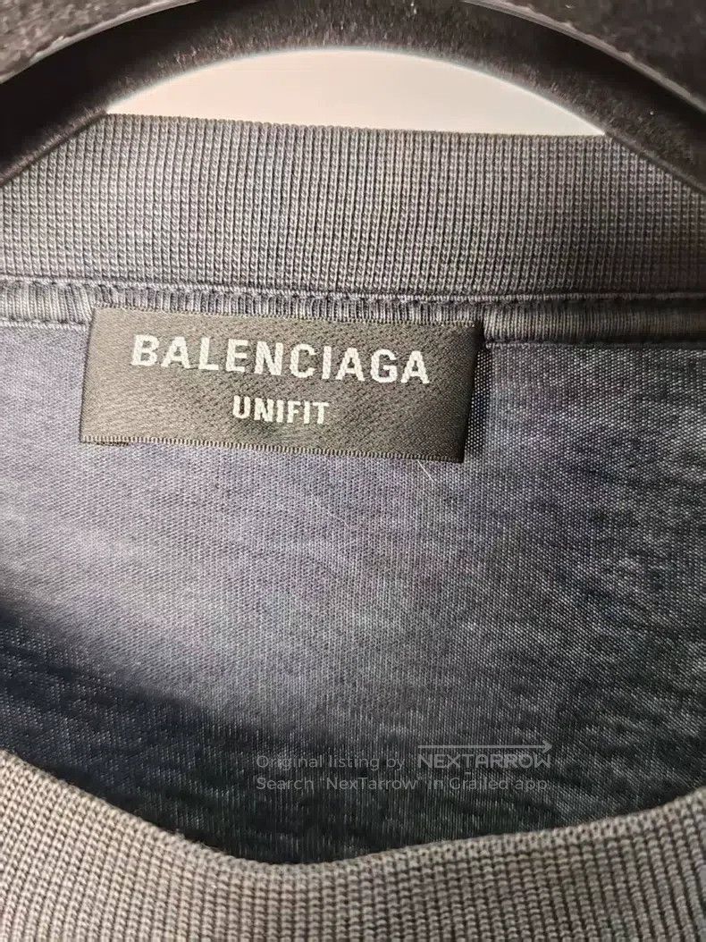 Balenciaga Balenciaga Distressed short-sleeved shirt Size US S / EU 44-46 / 1 - 3 Thumbnail