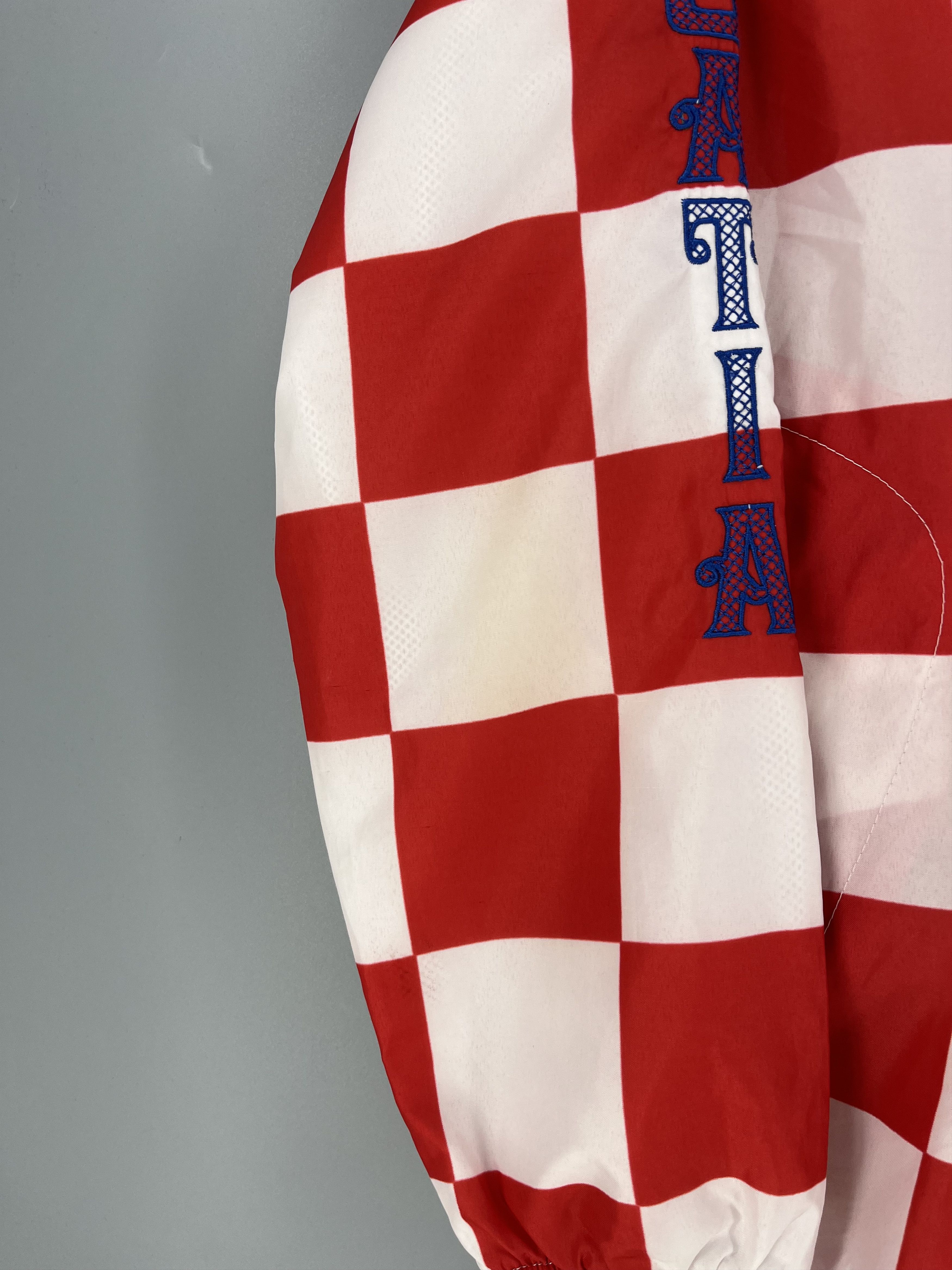 Vintage Croatia CroSport Vez Checkered Hooded Windbreaker Jacket Size US M / EU 48-50 / 2 - 4 Thumbnail