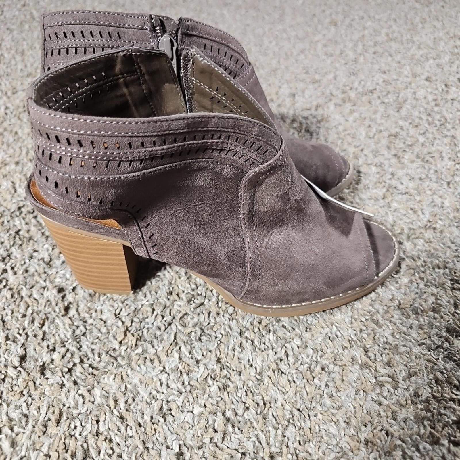 Sonoma Sonoma Kohls Thelma Mushroom Sz 8 NWT shoes Size US 8 / IT 38 - 2 Thumbnail