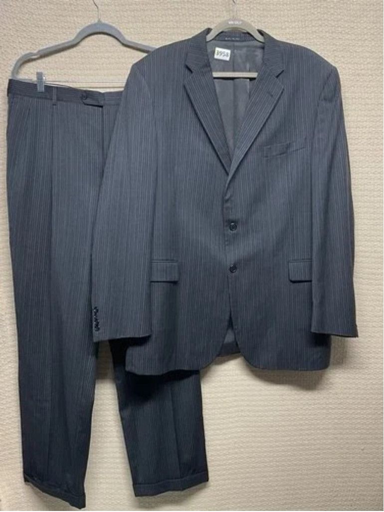 Burberry VTG Burberry Wool 2 Button Suit 46/Pants 38x32 Men Dual Vent Size 46L - 1 Thumbnail