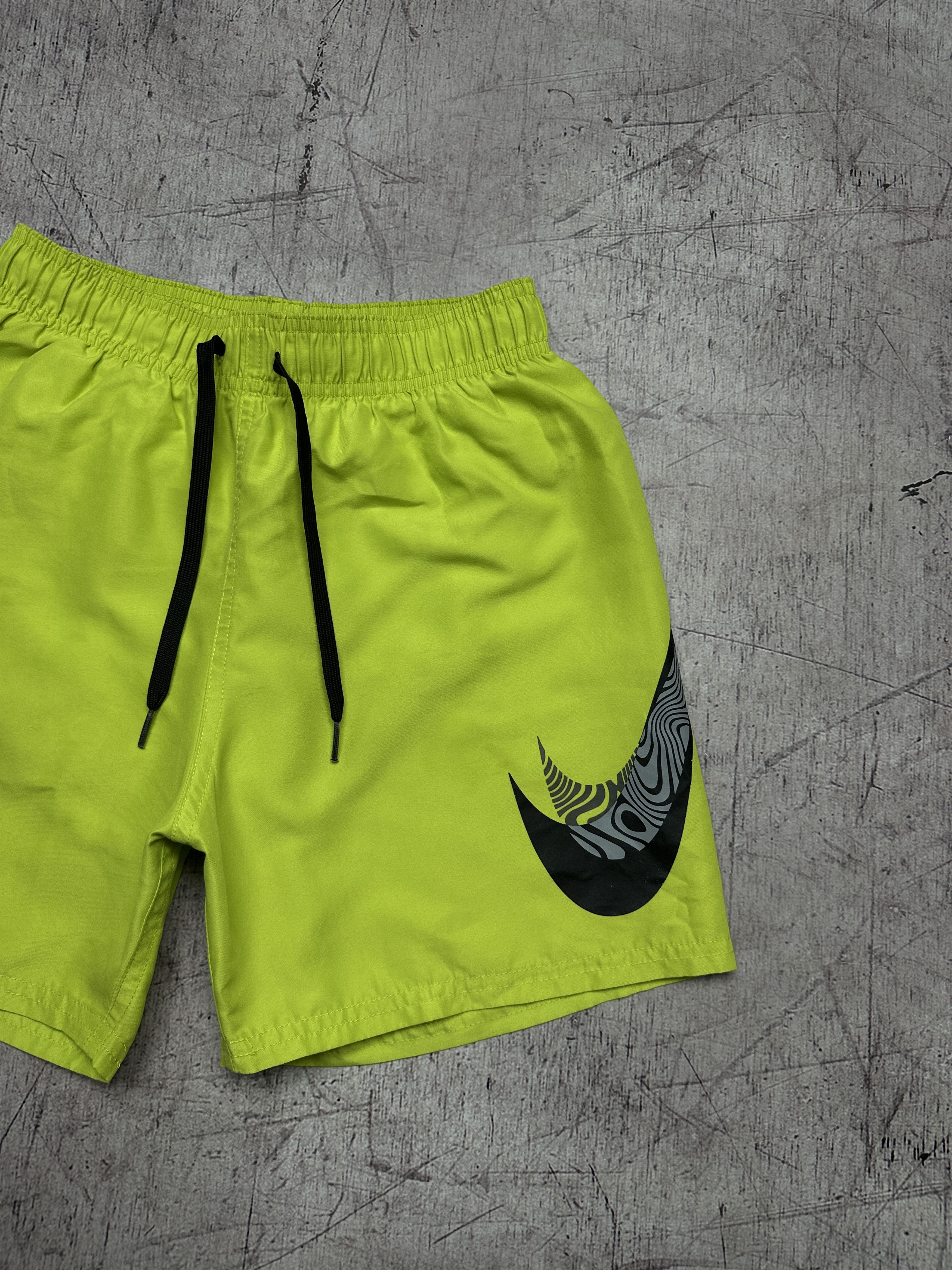 Nike Nike Mens Nylon Shorts Big Swoosh Size US 28 / EU 44 - 2 Thumbnail