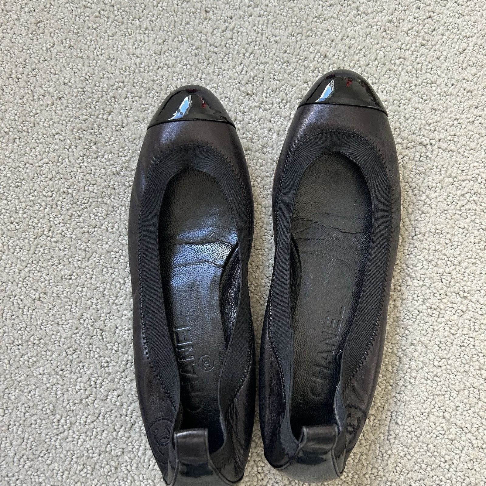 Chanel CHANEL Women’s Cap Toe Black Leather Ballet Flats Logo CC Si Size US 6.5 / IT 36.5 - 6 Thumbnail